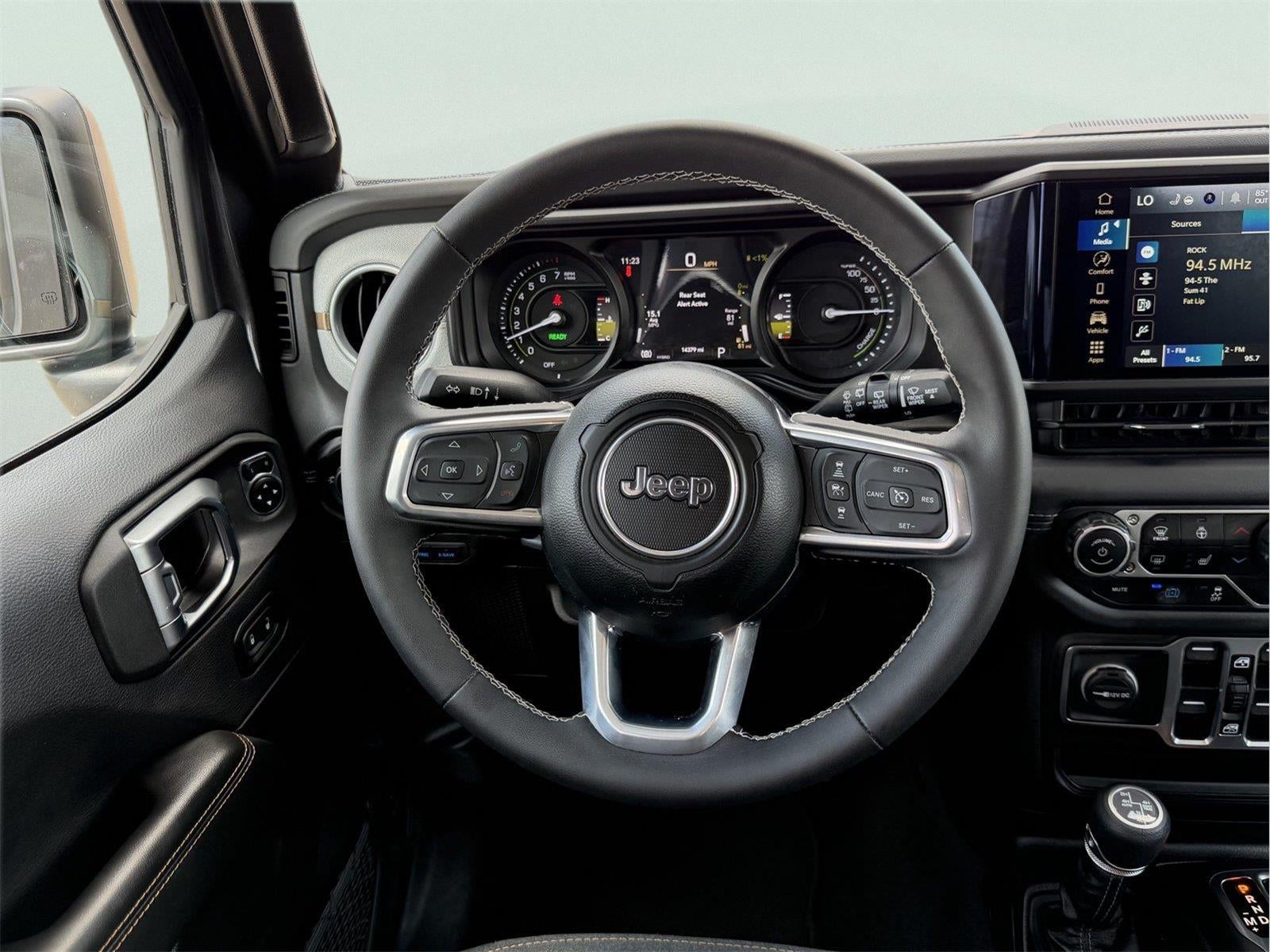 2025 Jeep Wrangler 4Xe Sahara