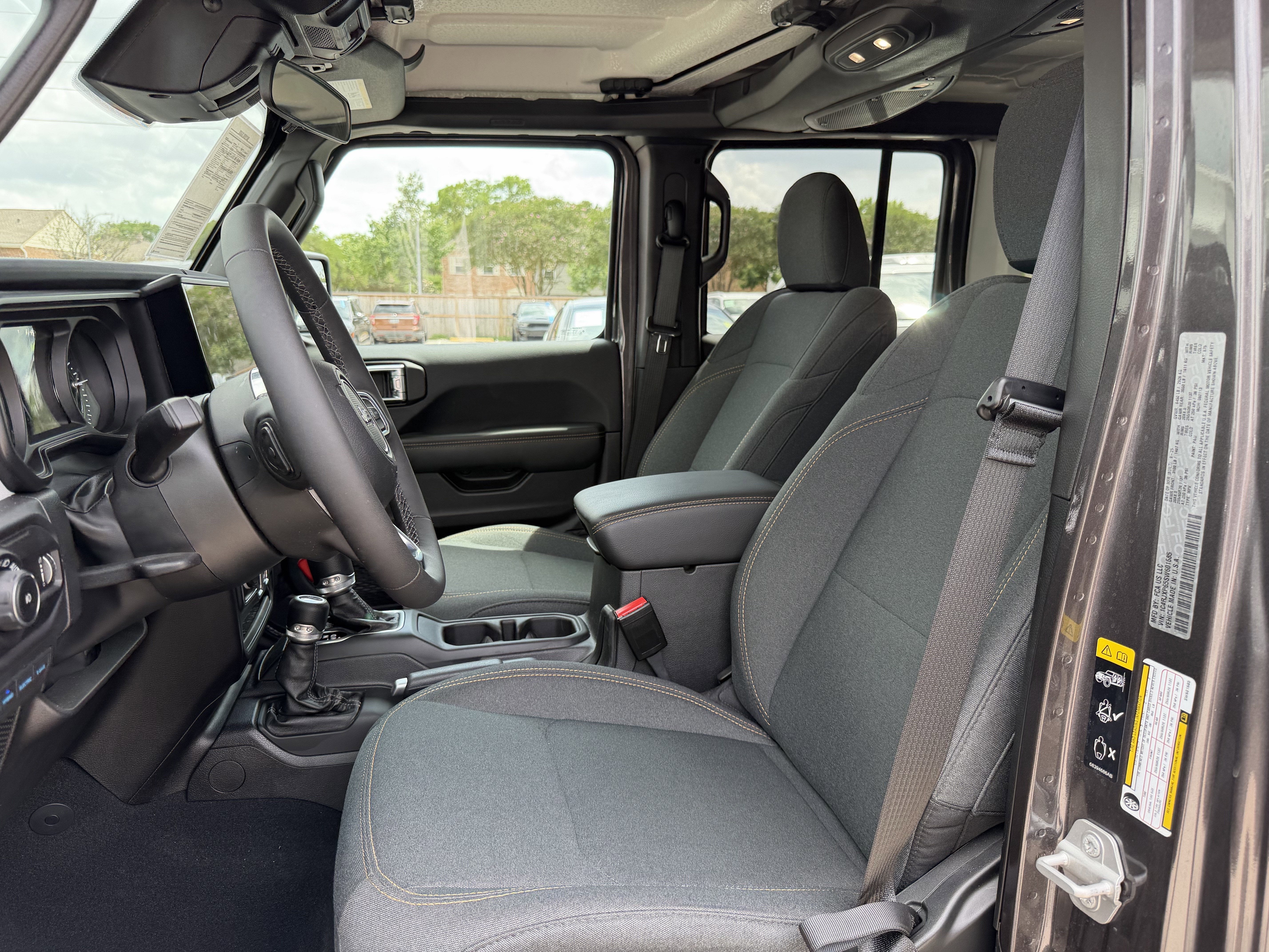 2025 Jeep Wrangler 4xe Sahara 4xe