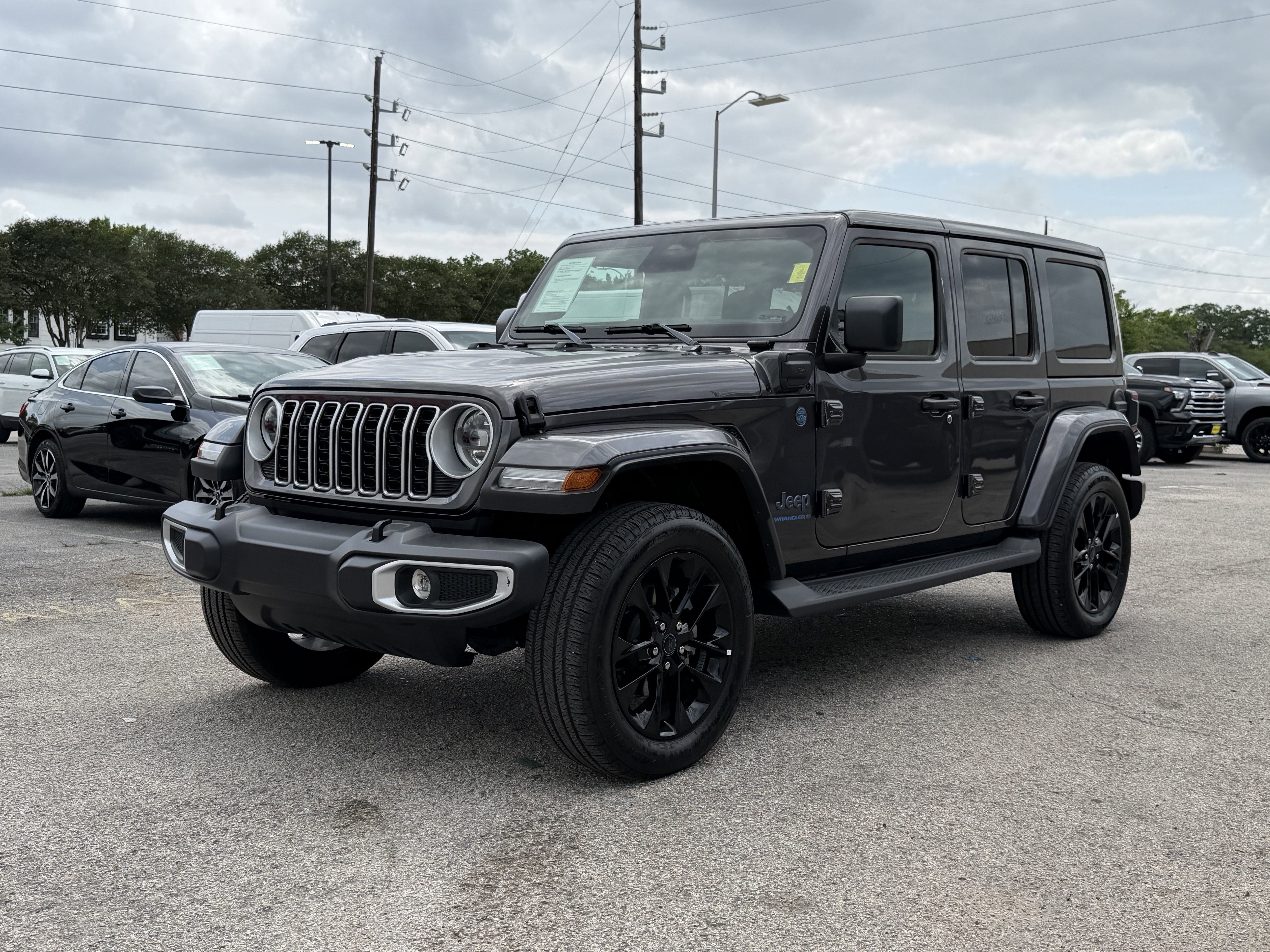 2025 Jeep Wrangler 4xe Sahara 4xe