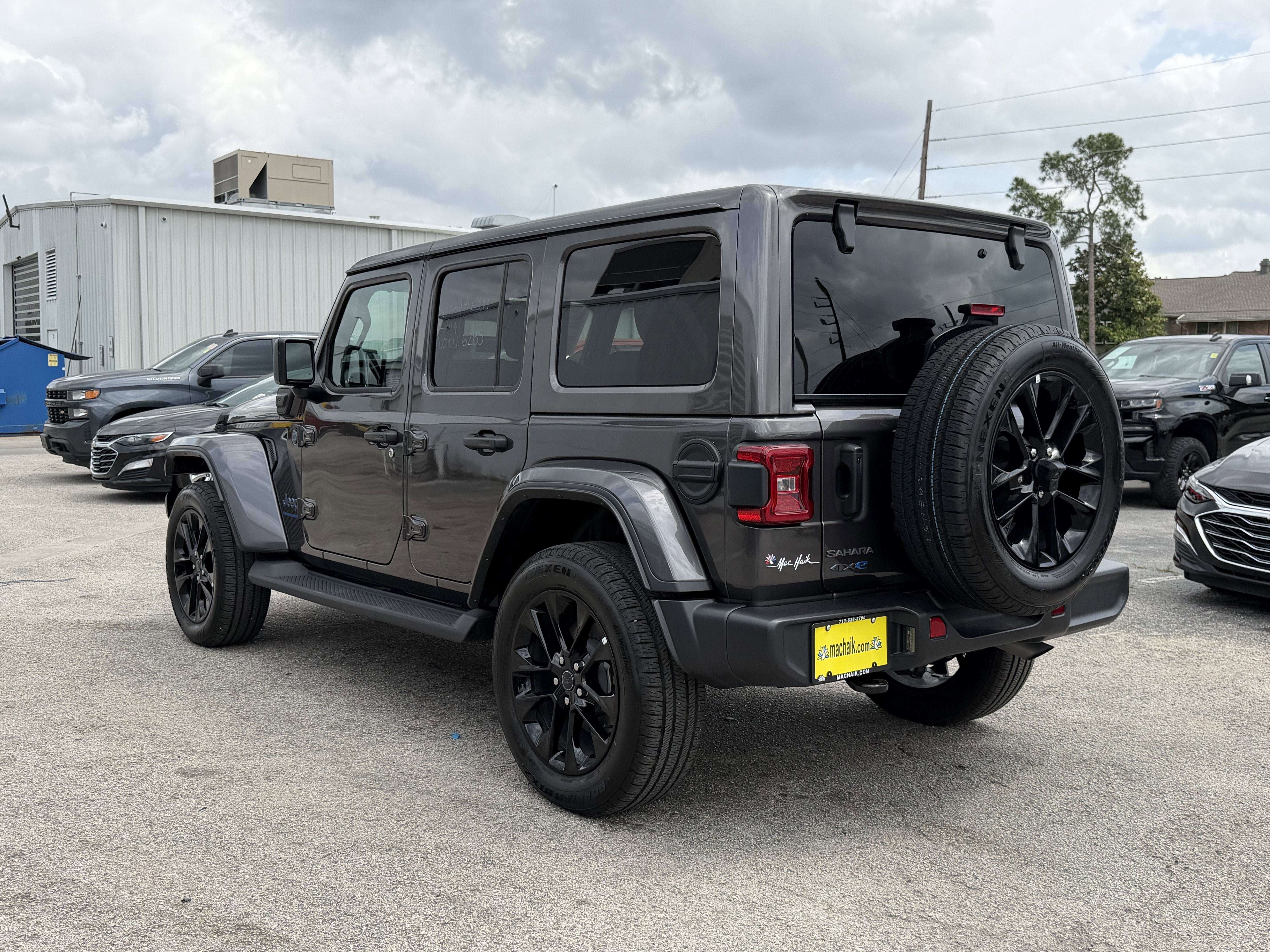 2025 Jeep Wrangler 4xe Sahara 4xe
