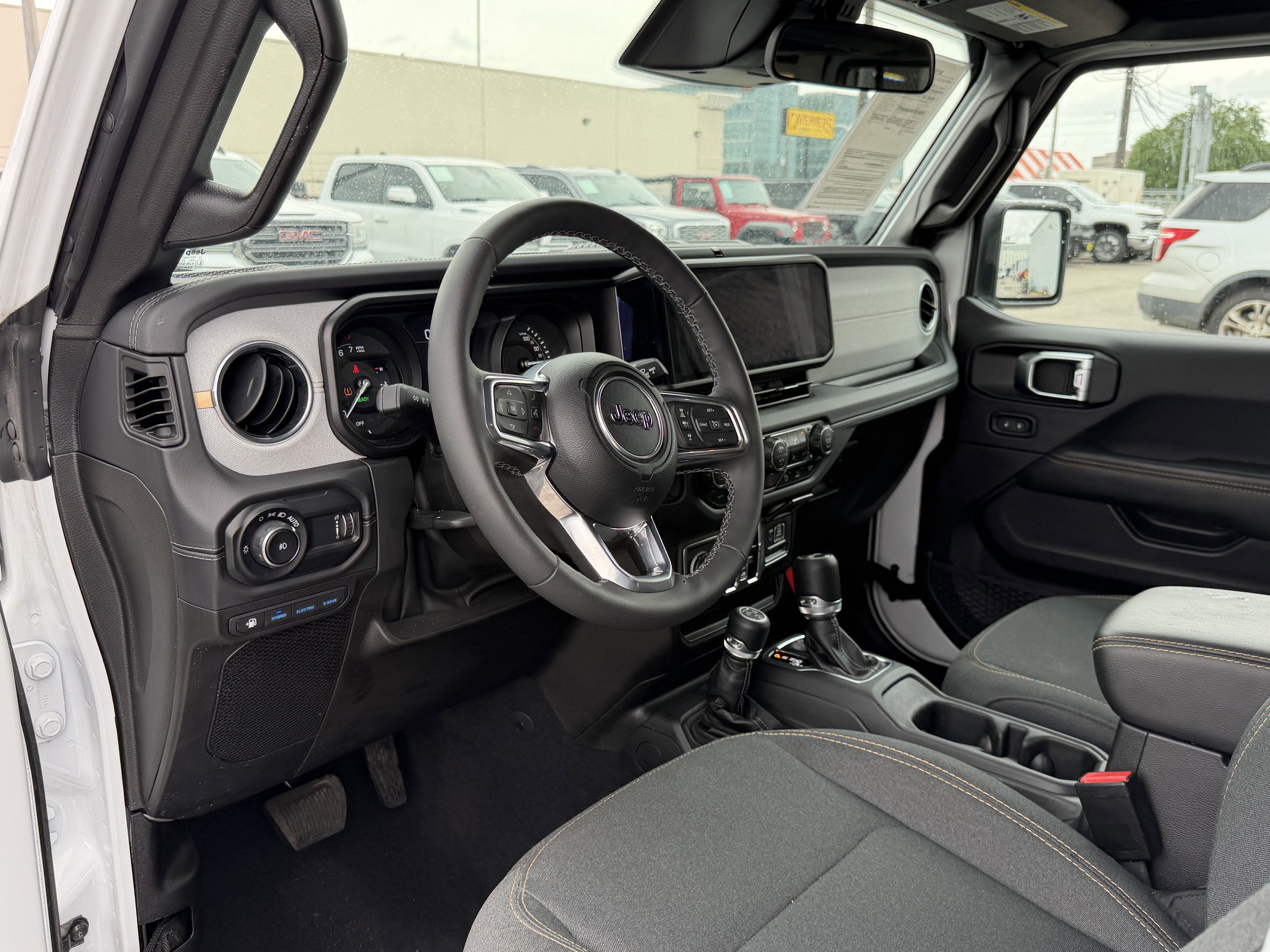 2025 Jeep Wrangler 4xe Sahara 4xe