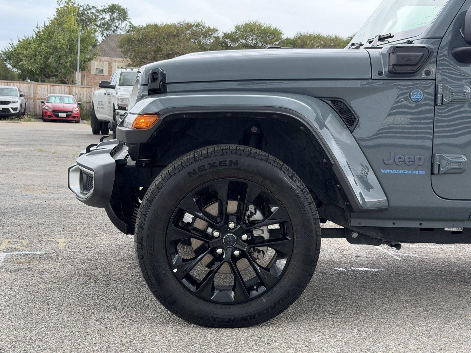 2025 Jeep Wrangler 4Xe Sahara