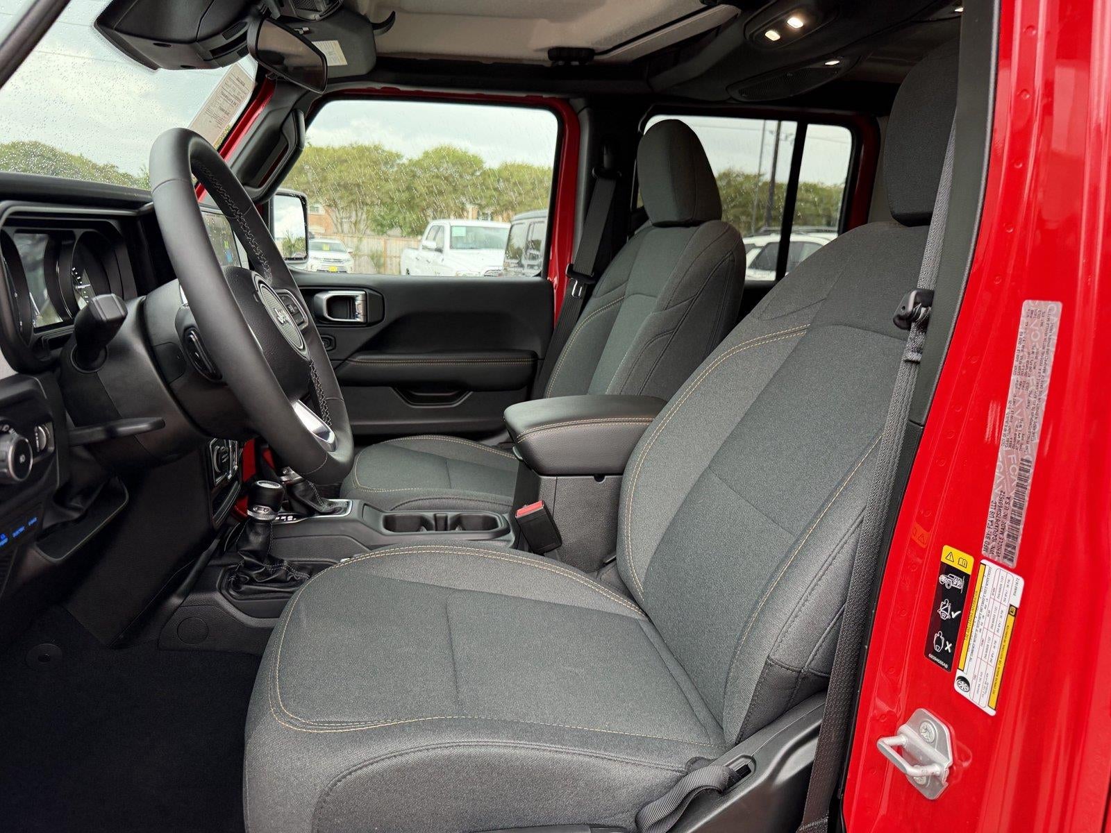 2025 Jeep Wrangler 4Xe Sahara