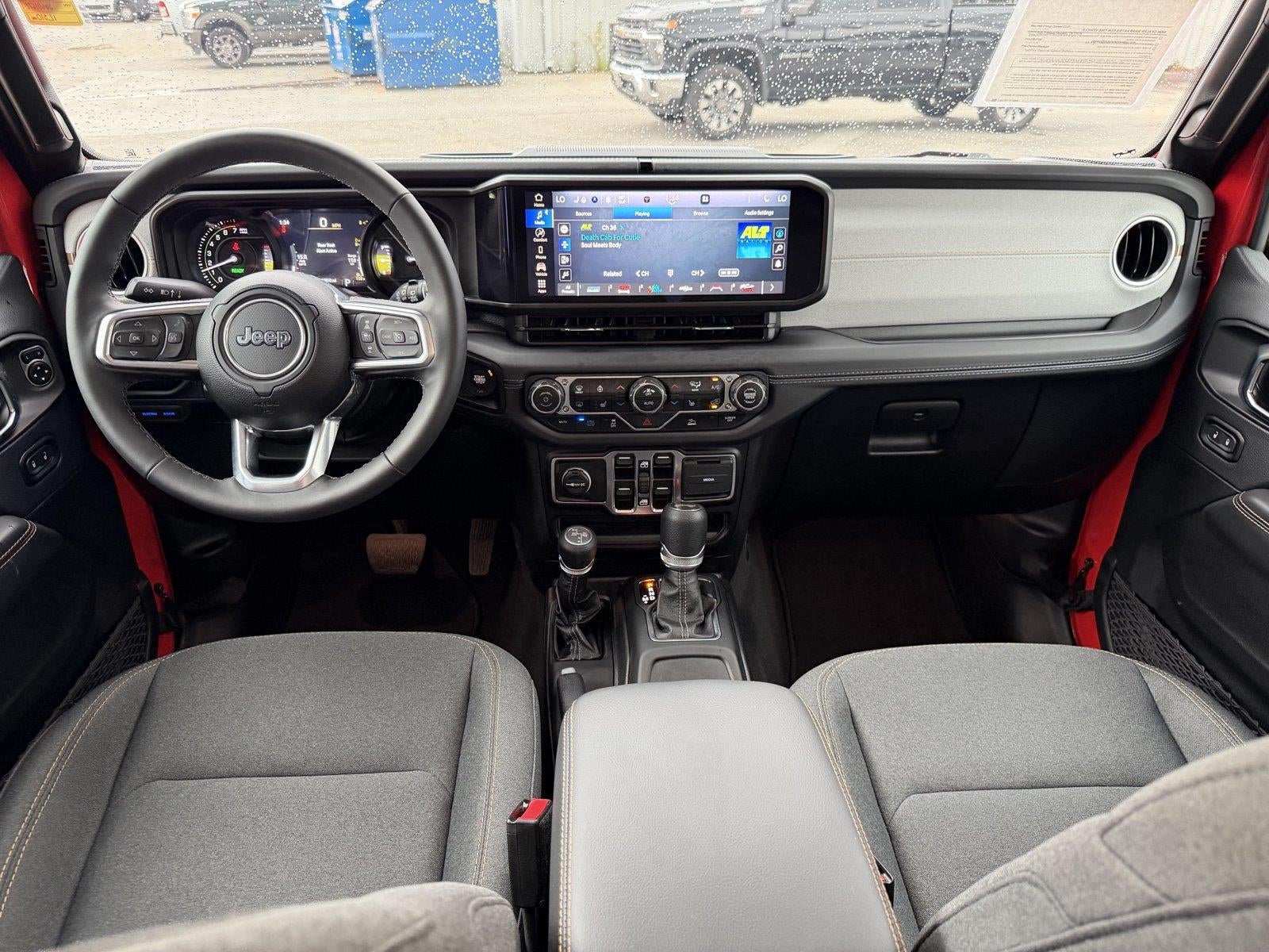 2025 Jeep Wrangler 4Xe Sahara