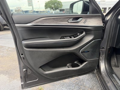 2022 Jeep Grand Cherokee 4xe Overland 4x4