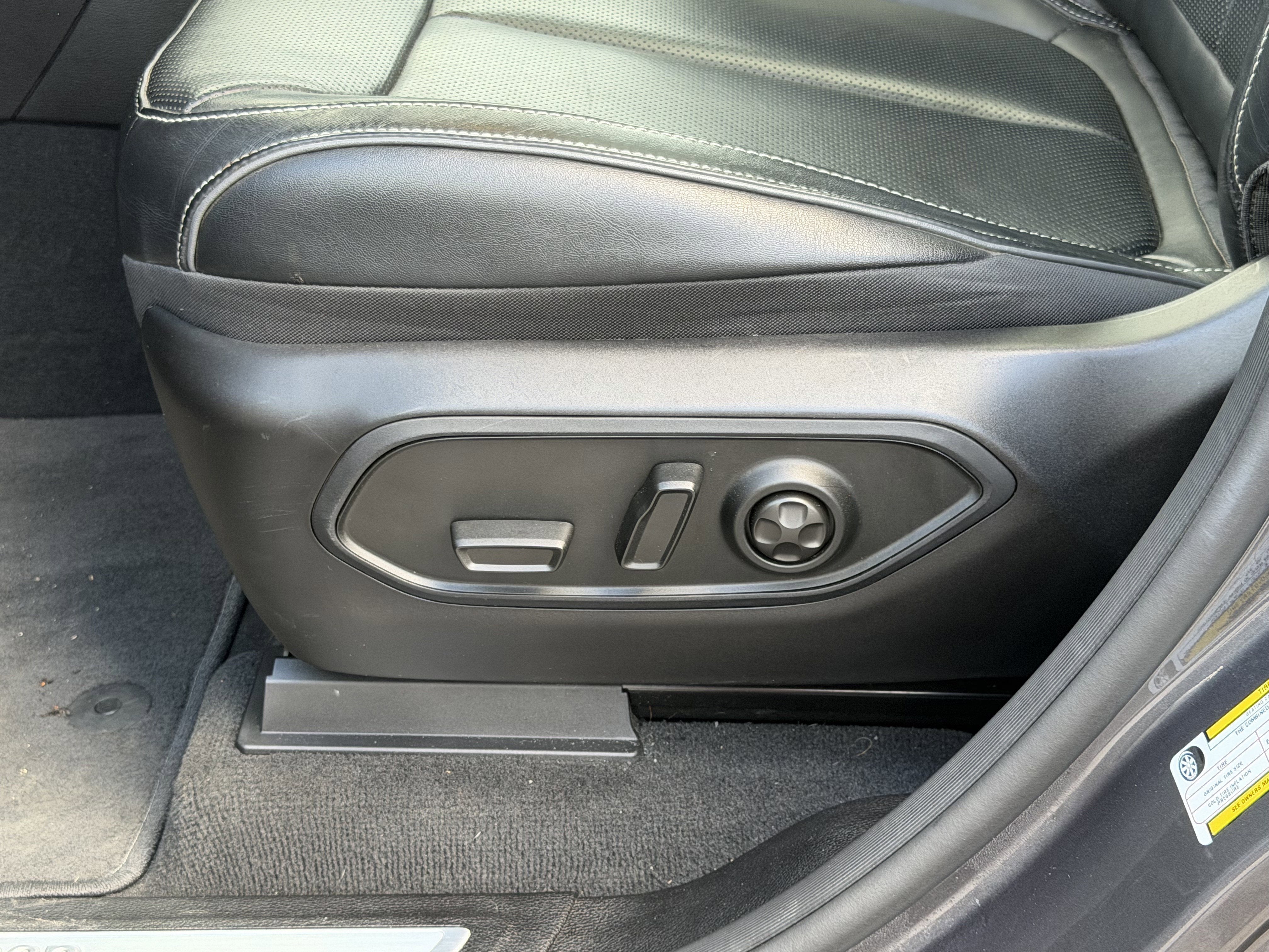 2022 Jeep Grand Cherokee 4xe Overland 4x4