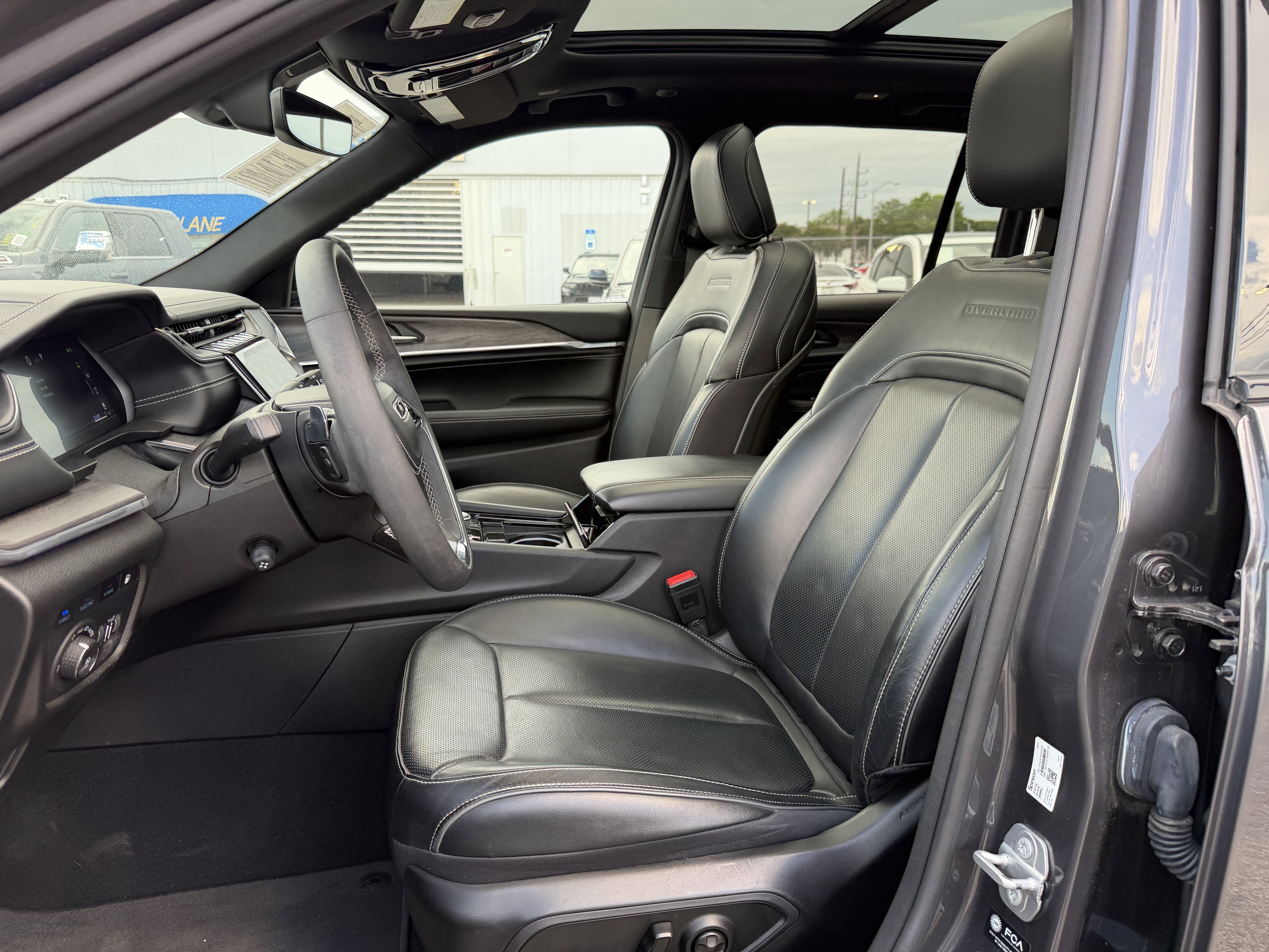 2022 Jeep Grand Cherokee 4xe Overland 4x4