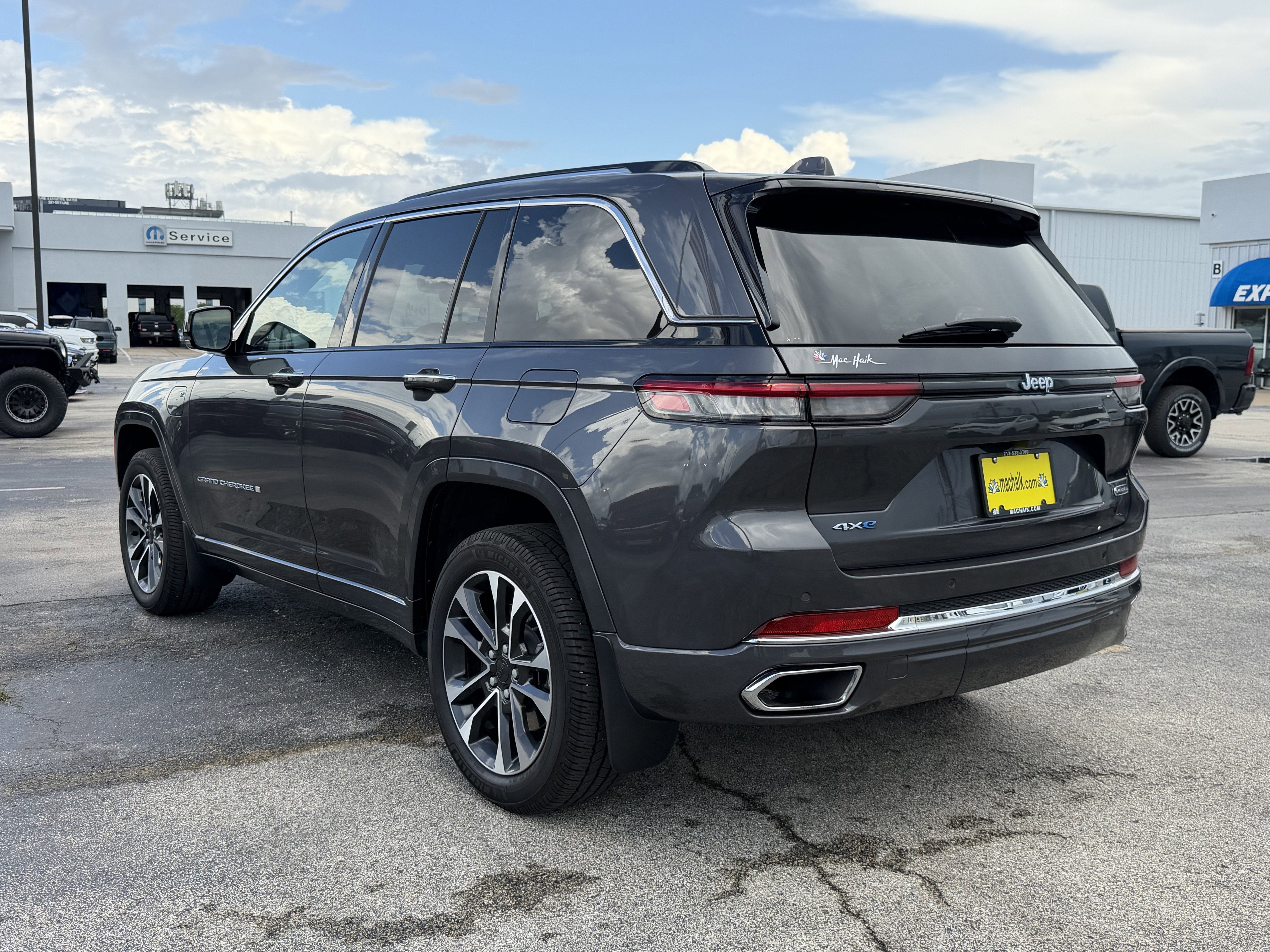 2022 Jeep Grand Cherokee 4xe Overland 4x4