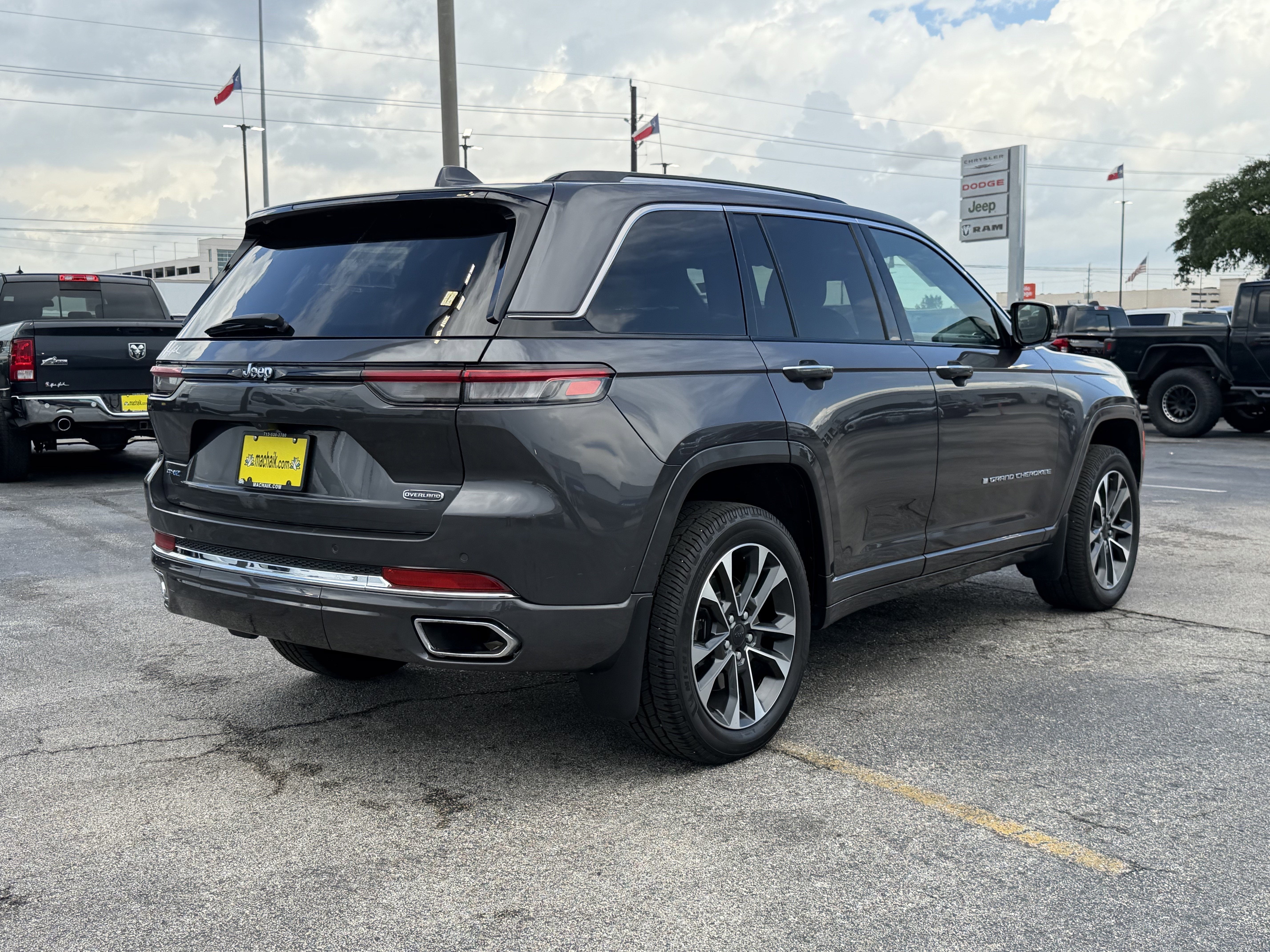 2022 Jeep Grand Cherokee 4xe Overland 4x4