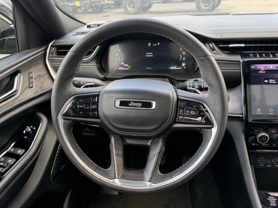 2022 Jeep Grand Cherokee 4xe Overland 4x4