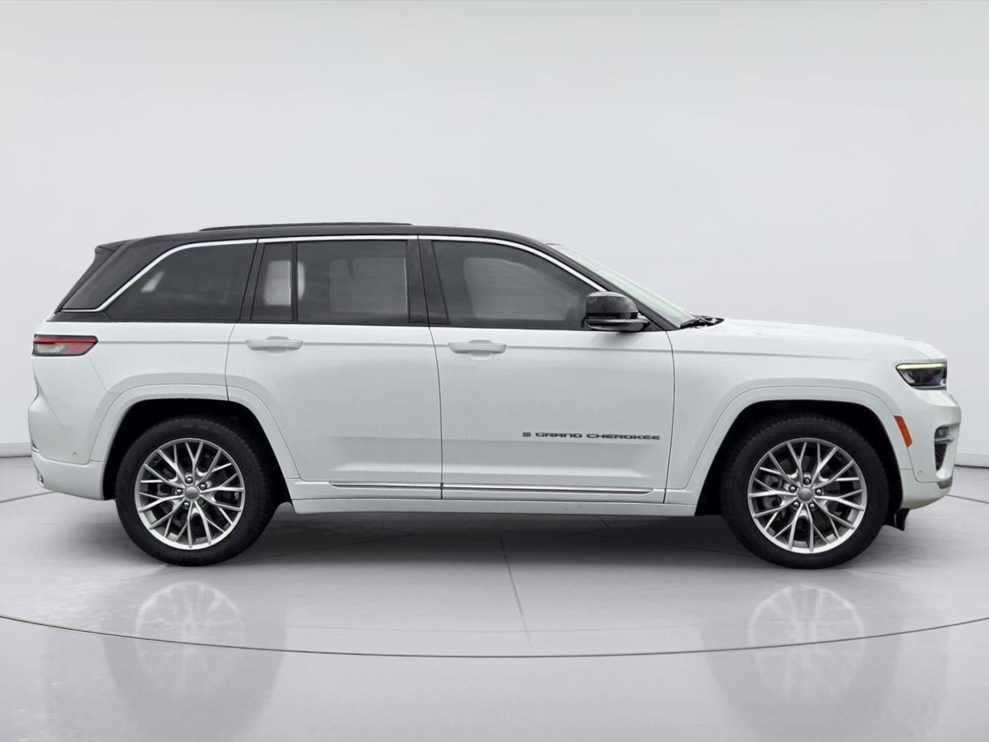 2022 Jeep Grand Cherokee 4xe Summit