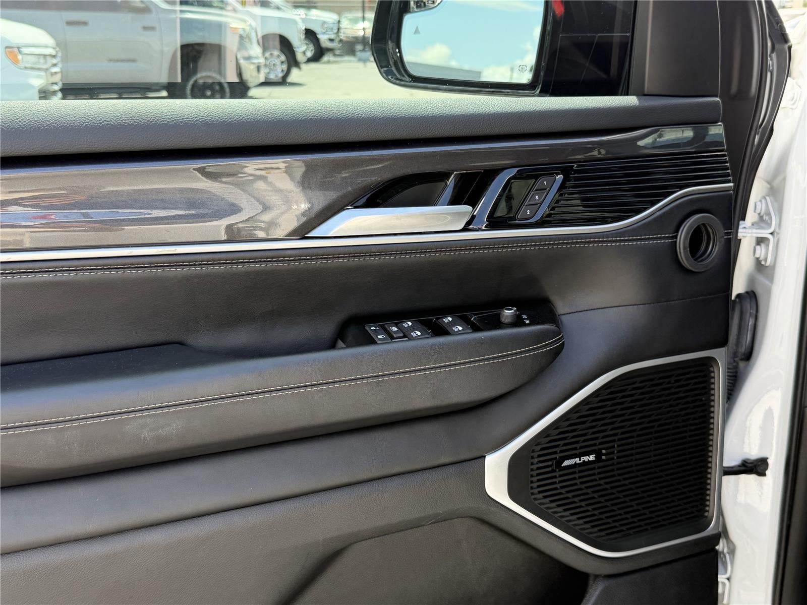 2024 Jeep Wagoneer BASE