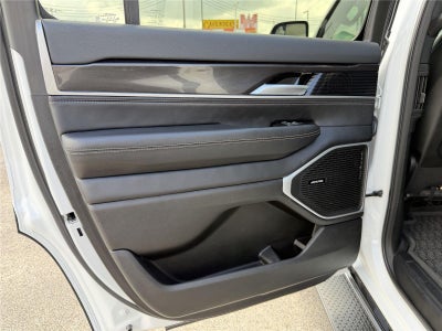 2024 Jeep Wagoneer BASE