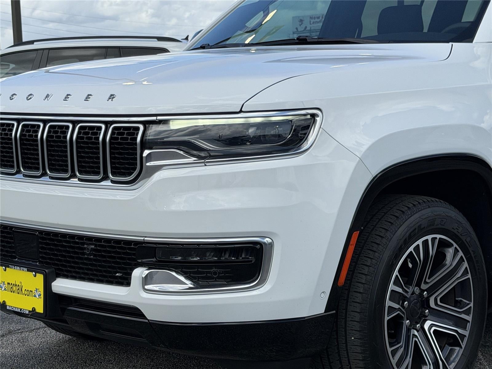 2024 Jeep Wagoneer BASE