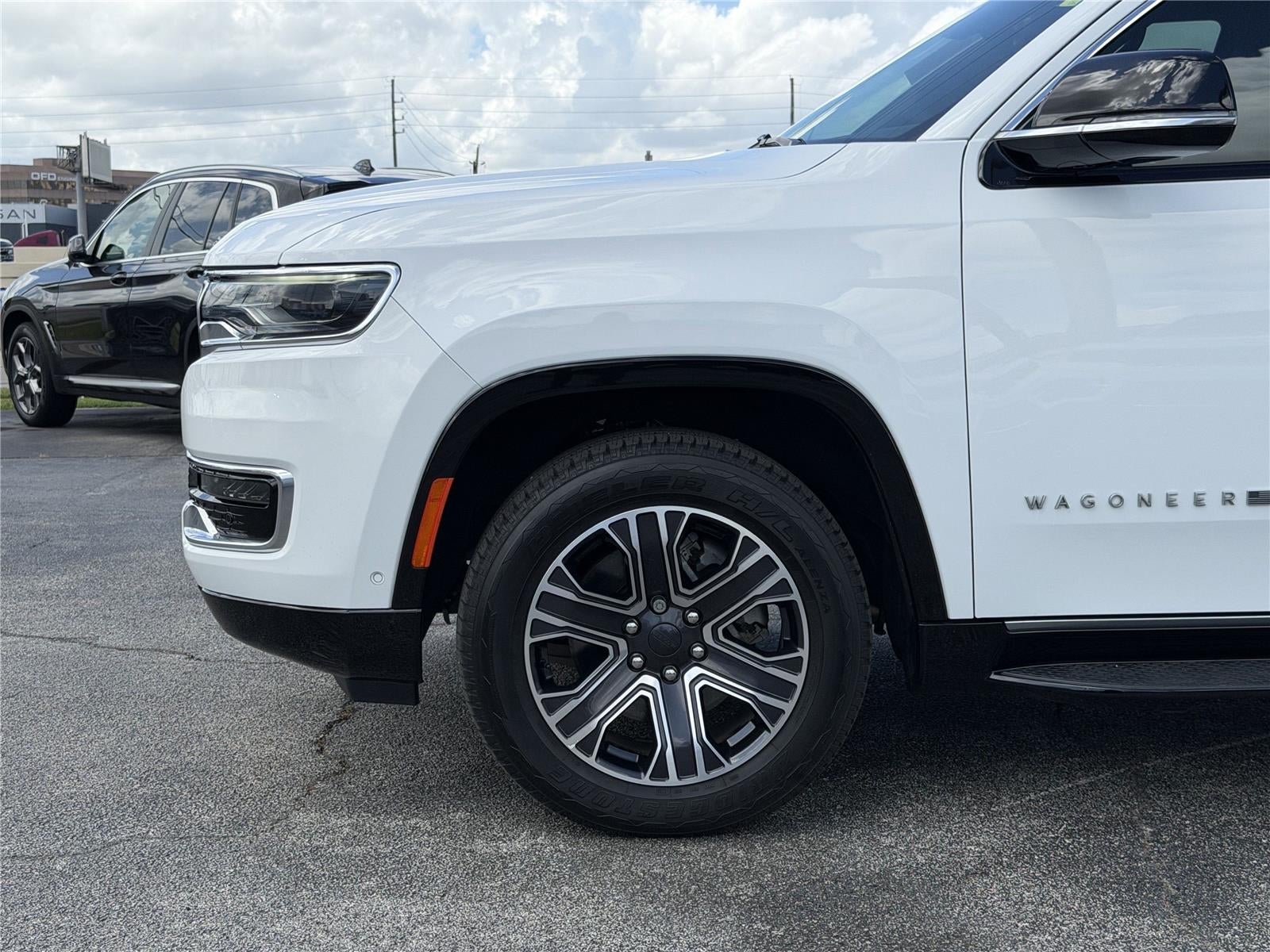 2024 Jeep Wagoneer BASE