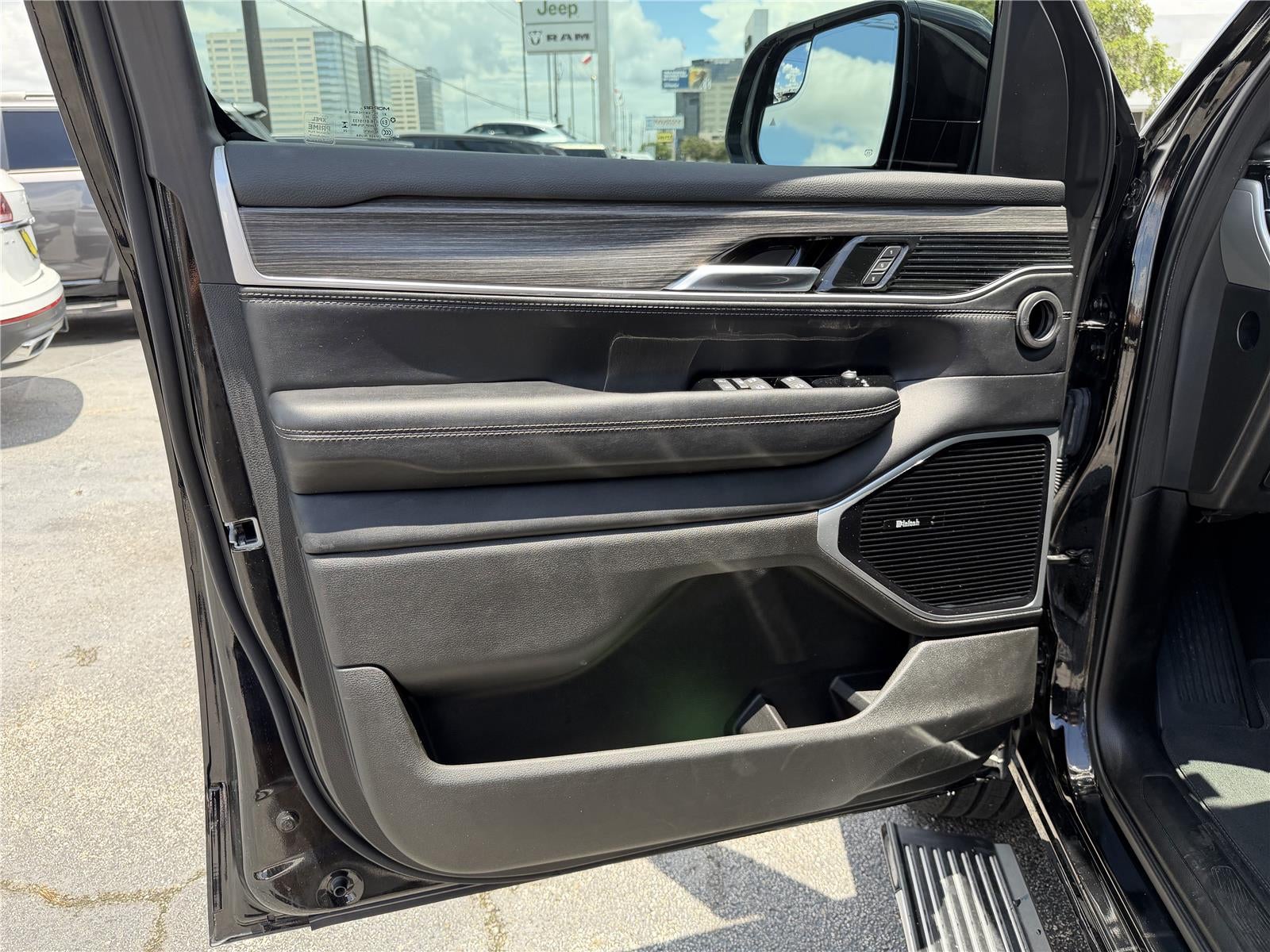 2024 Jeep Wagoneer Series III 4x4