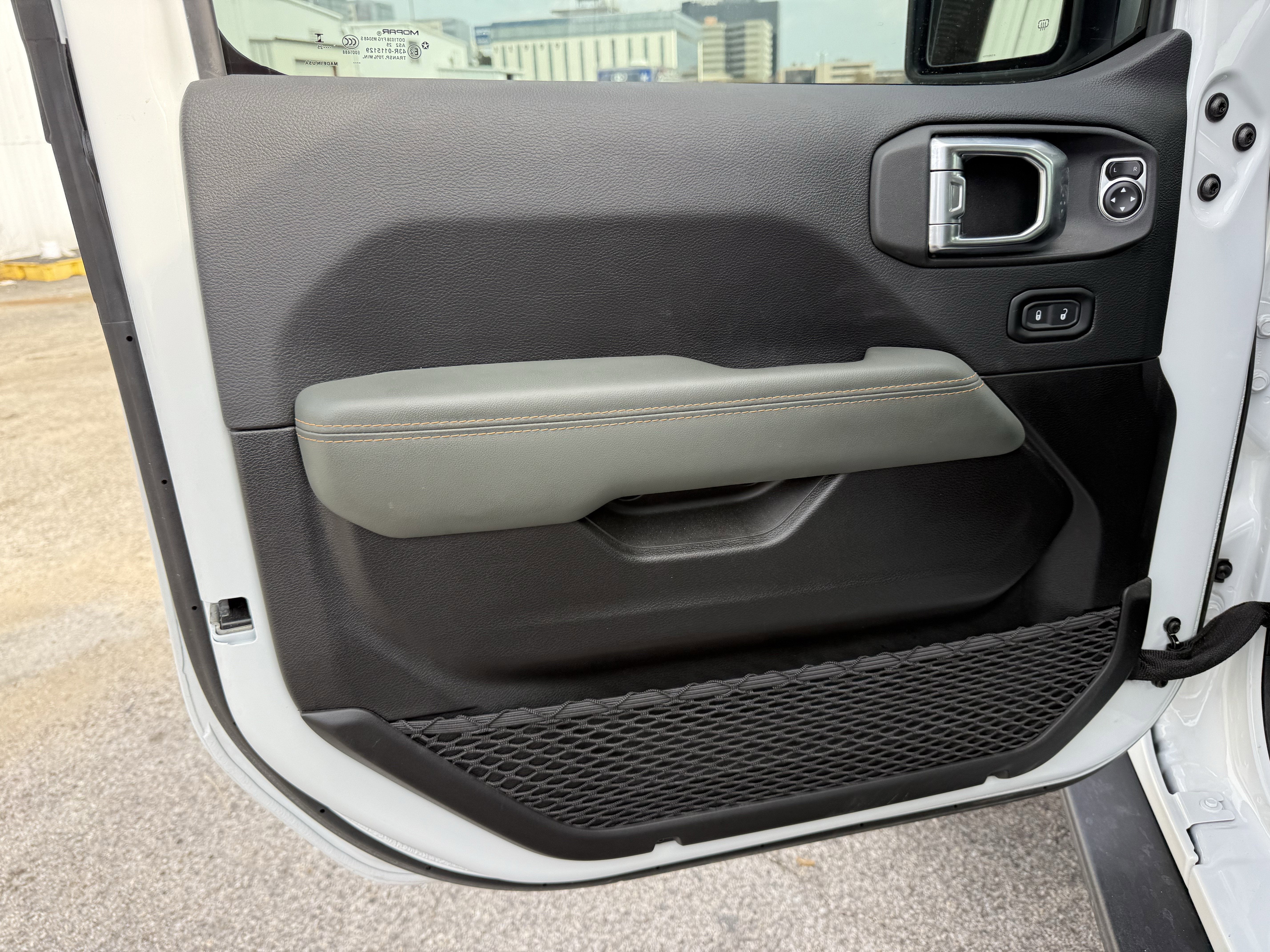 2025 Jeep Gladiator Mojave 4x4