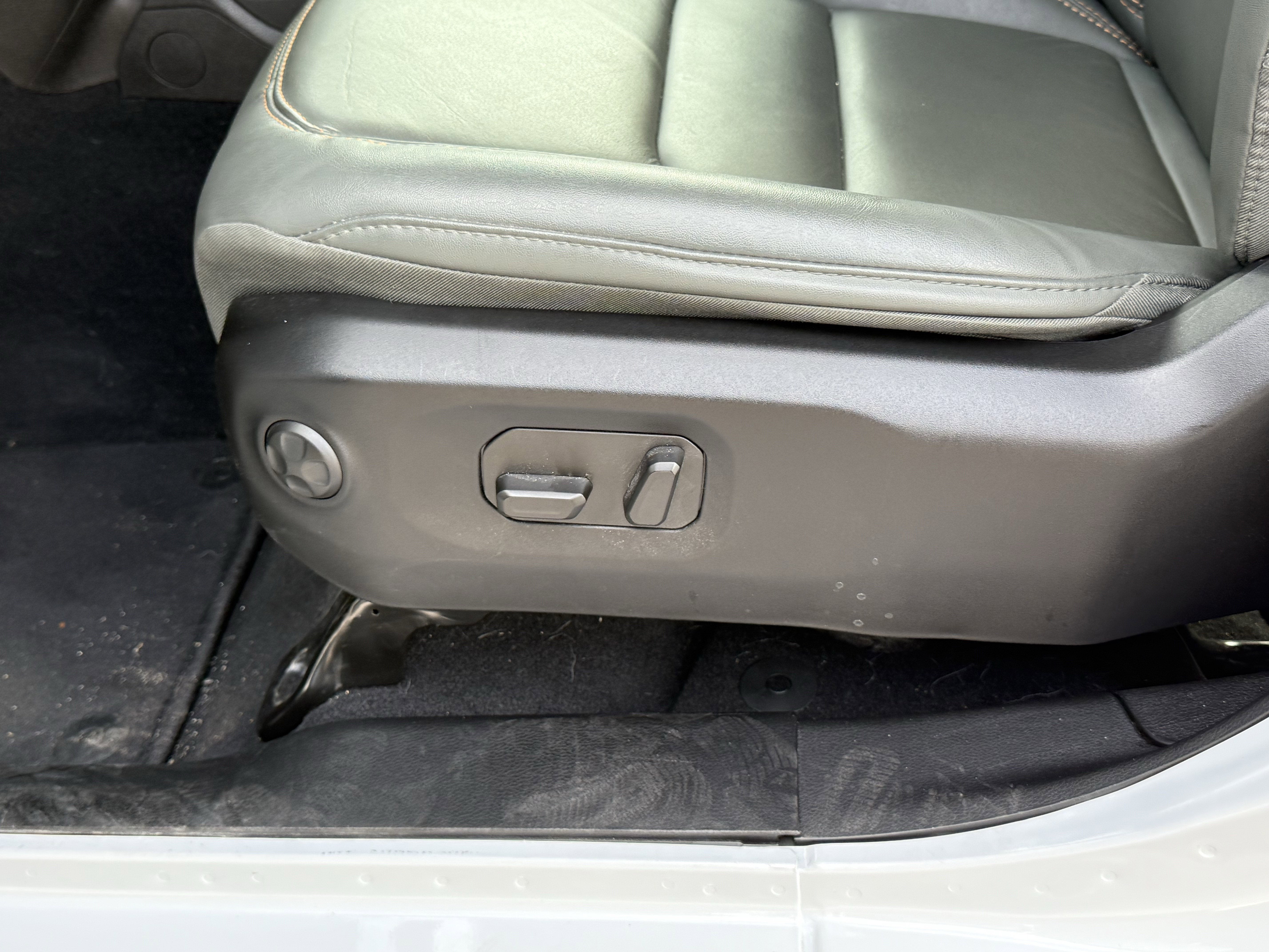 2025 Jeep Gladiator Mojave 4x4