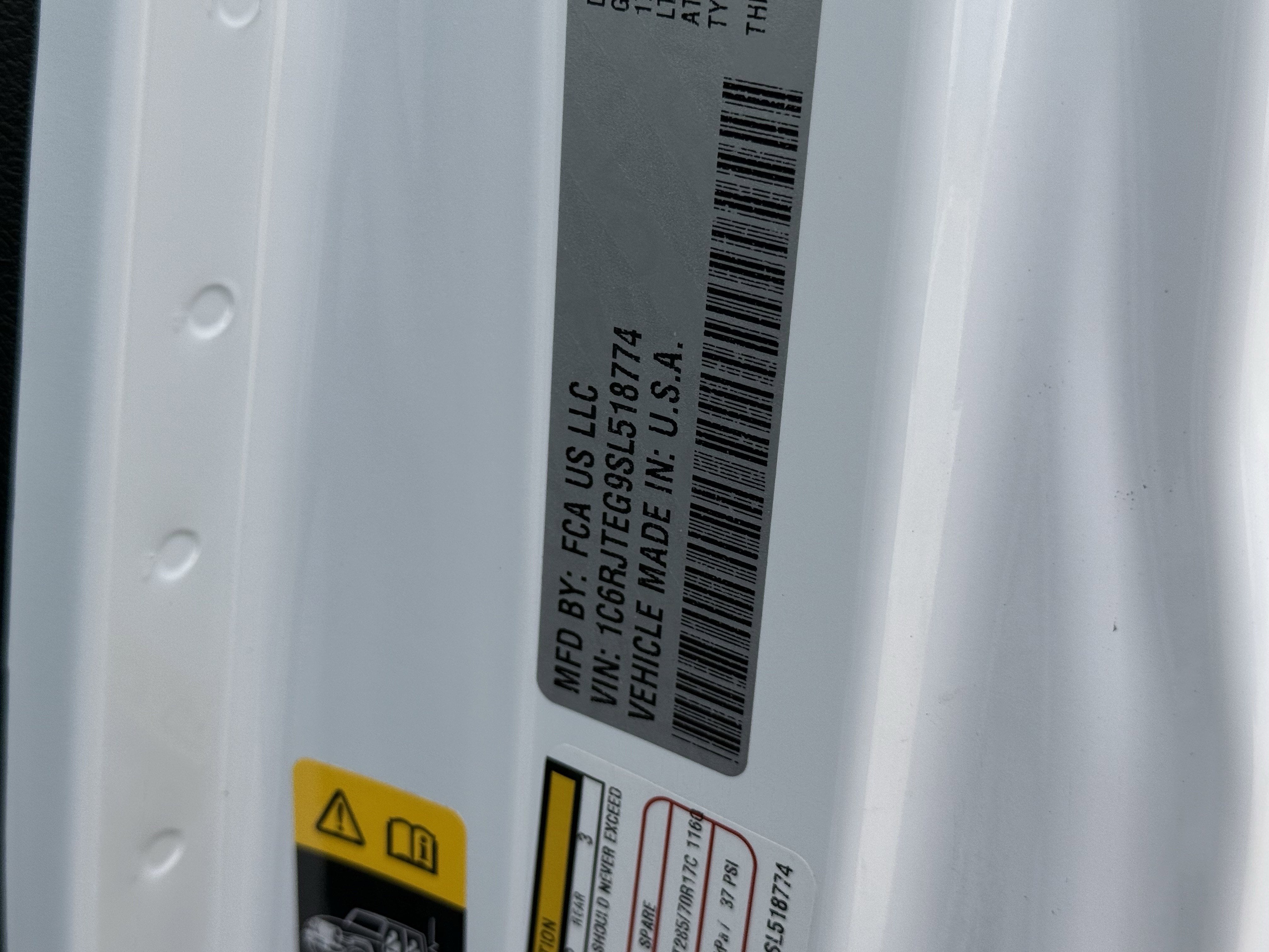 2025 Jeep Gladiator Mojave 4x4