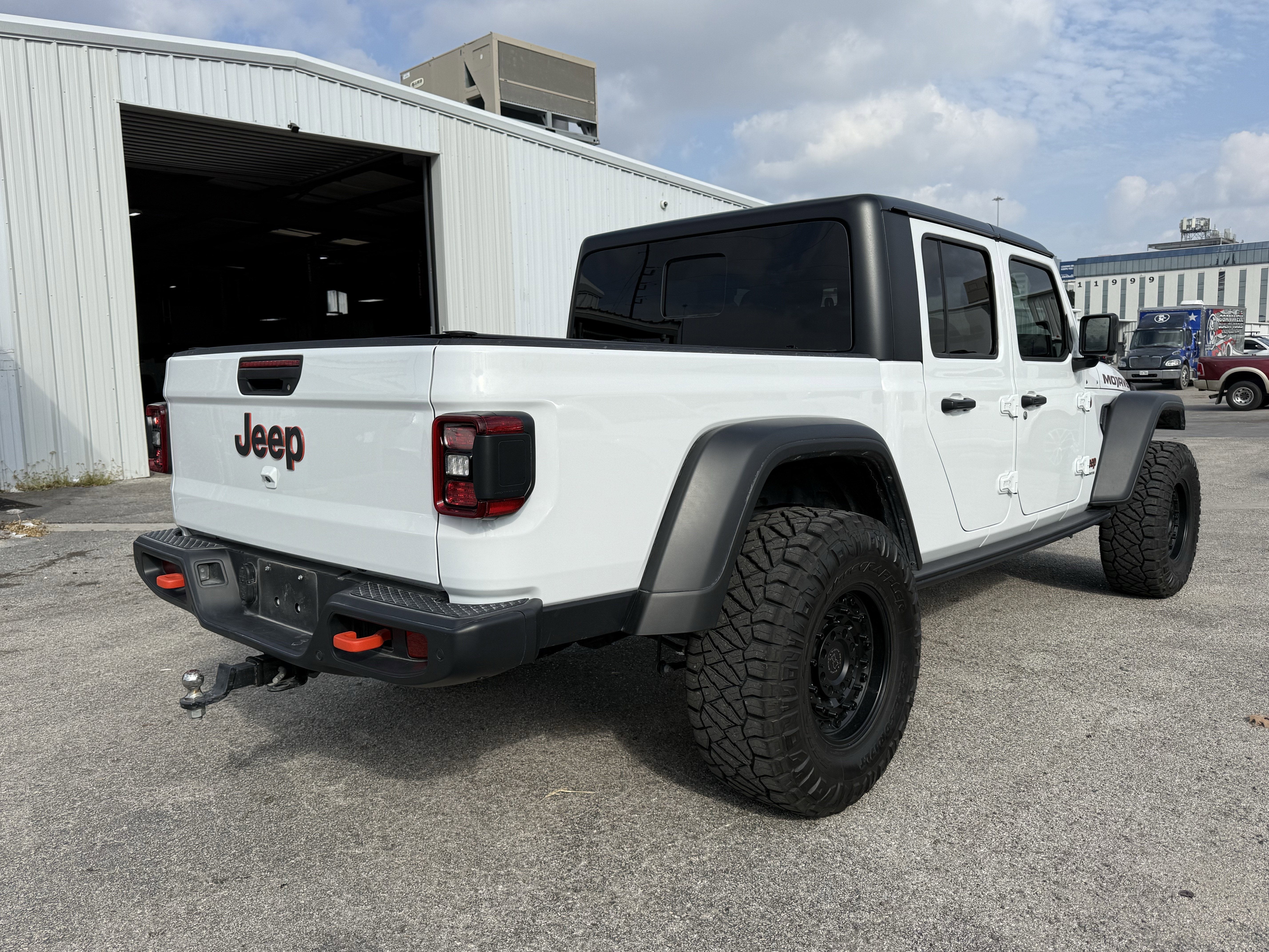 2025 Jeep Gladiator Mojave 4x4