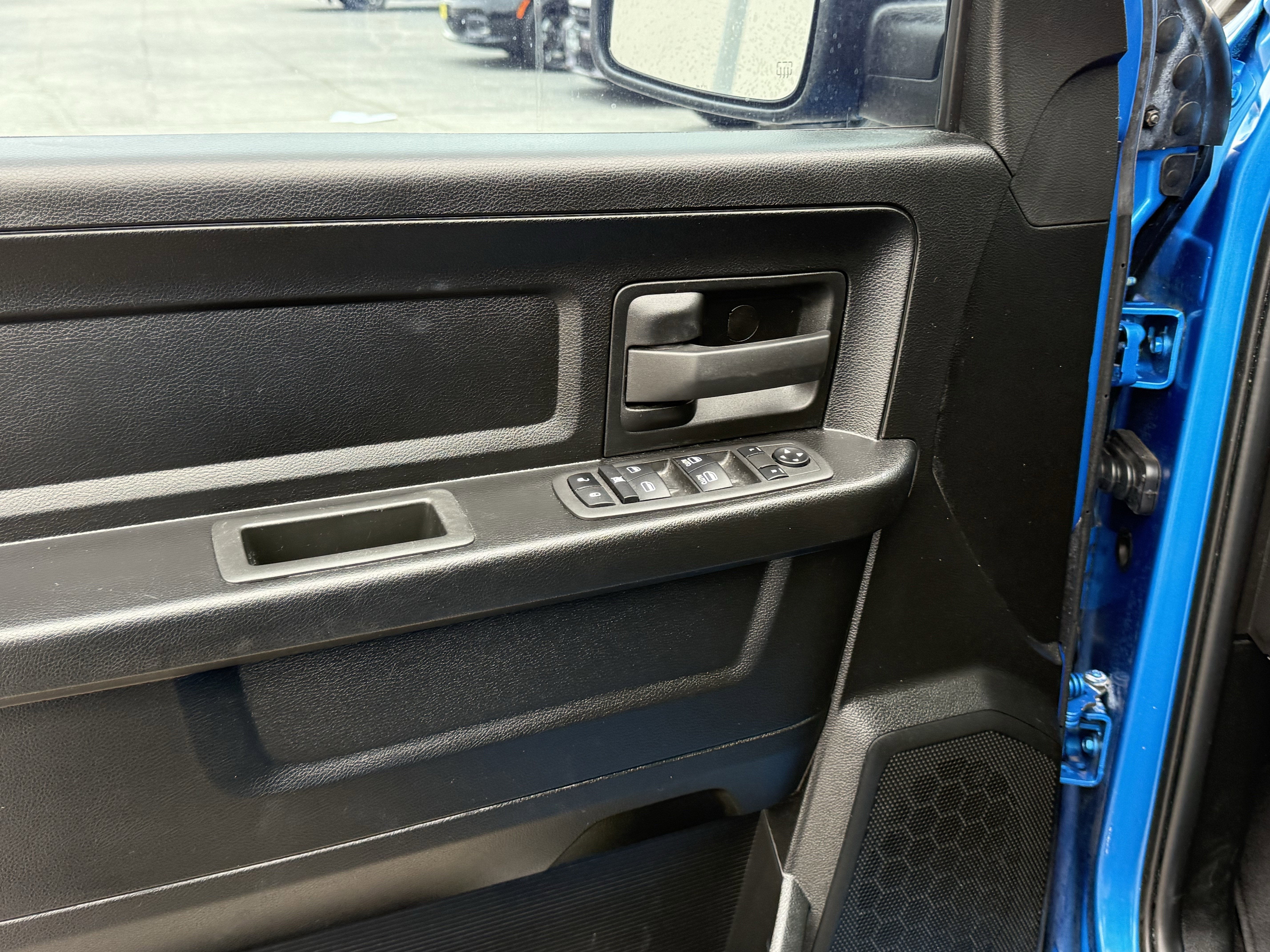 2022 RAM 1500 Classic Tradesman Quad Cab 4x2 6'4' Box