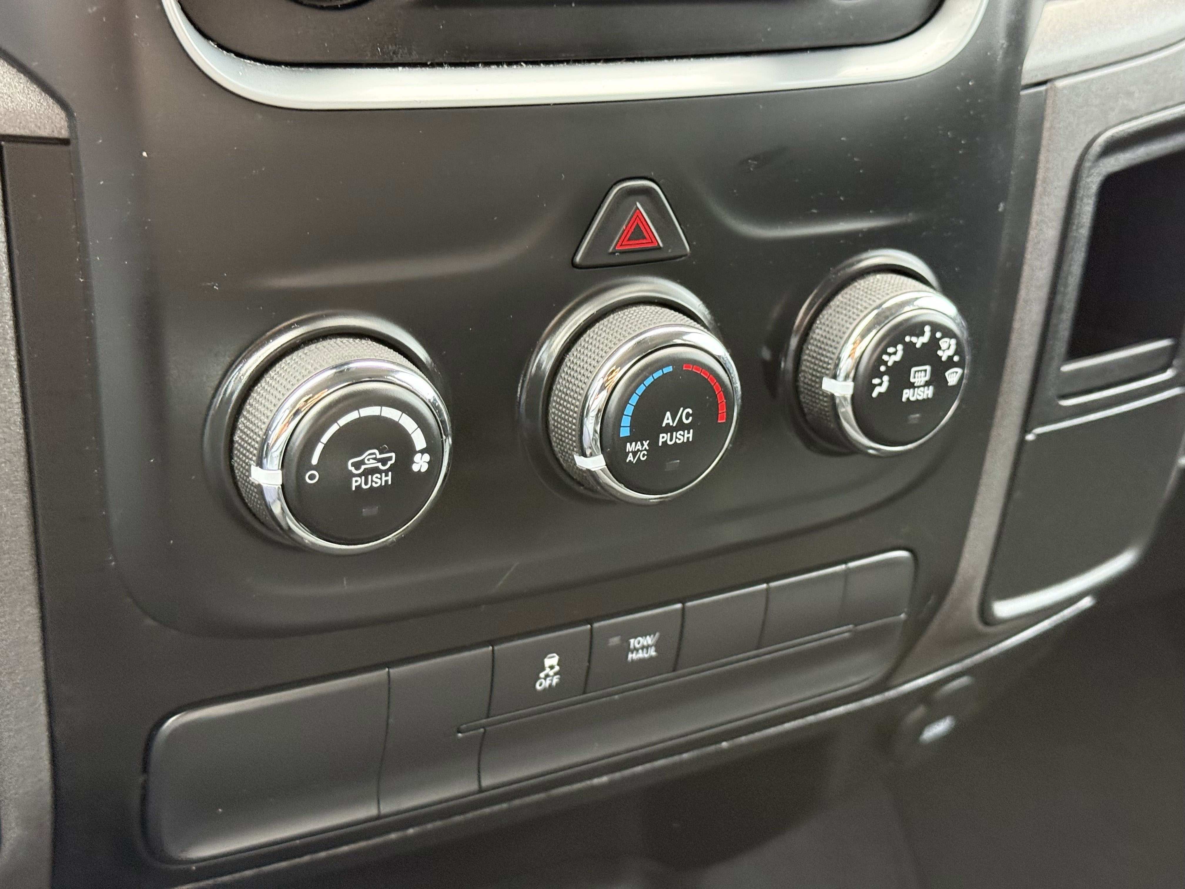 2022 RAM 1500 Classic Tradesman Quad Cab 4x2 6'4' Box