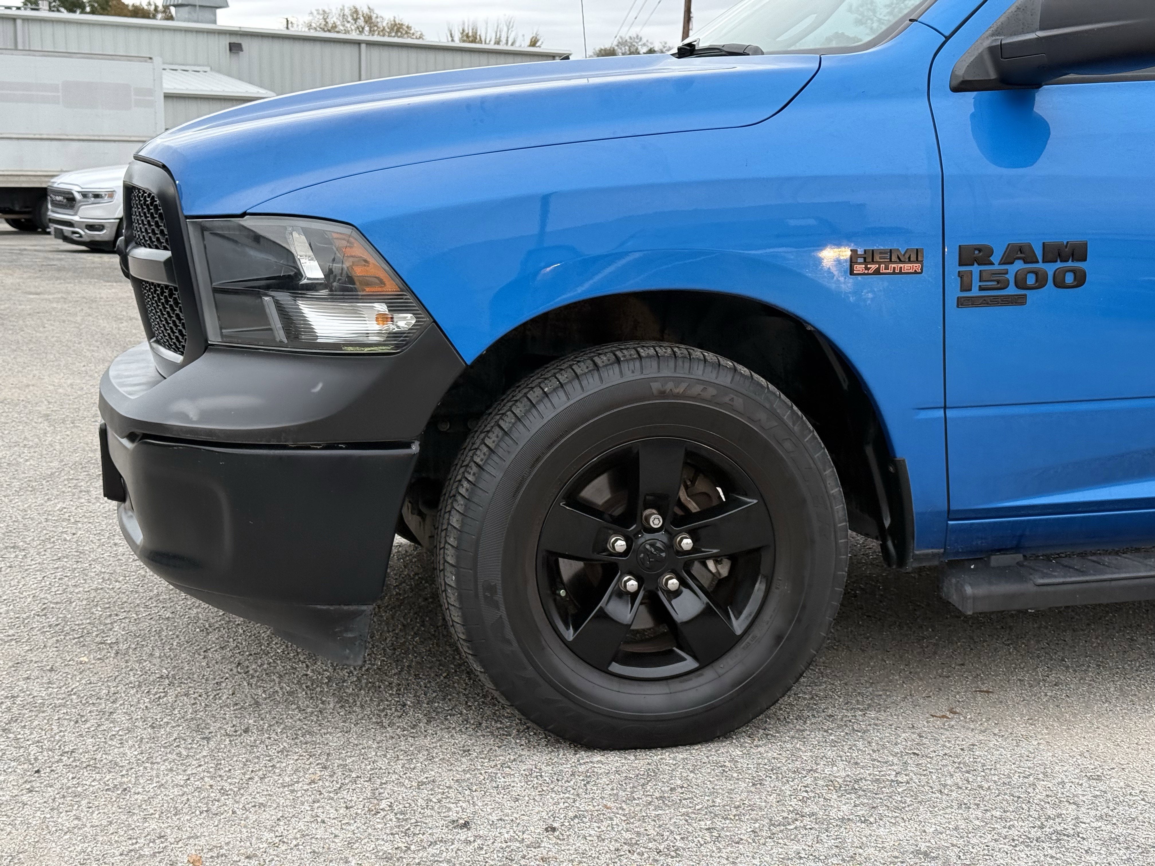 2022 RAM 1500 Classic Tradesman Quad Cab 4x2 6'4' Box