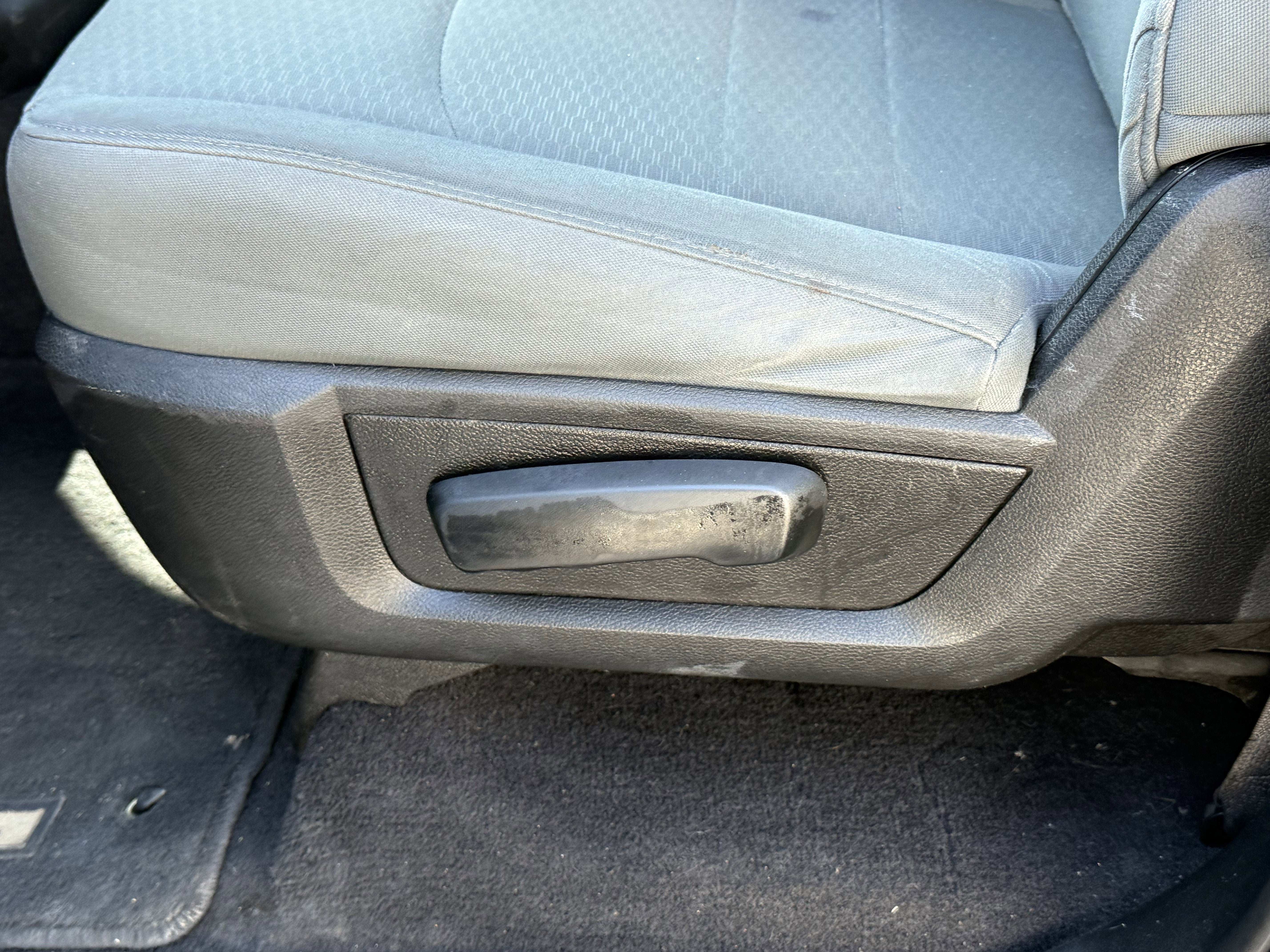 2020 RAM 1500 Classic Tradesman Quad Cab 4x2 6'4' Box