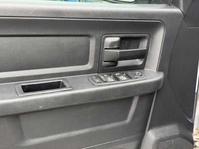 2017 RAM 1500 Express Quad Cab 4x2 6'4' Box