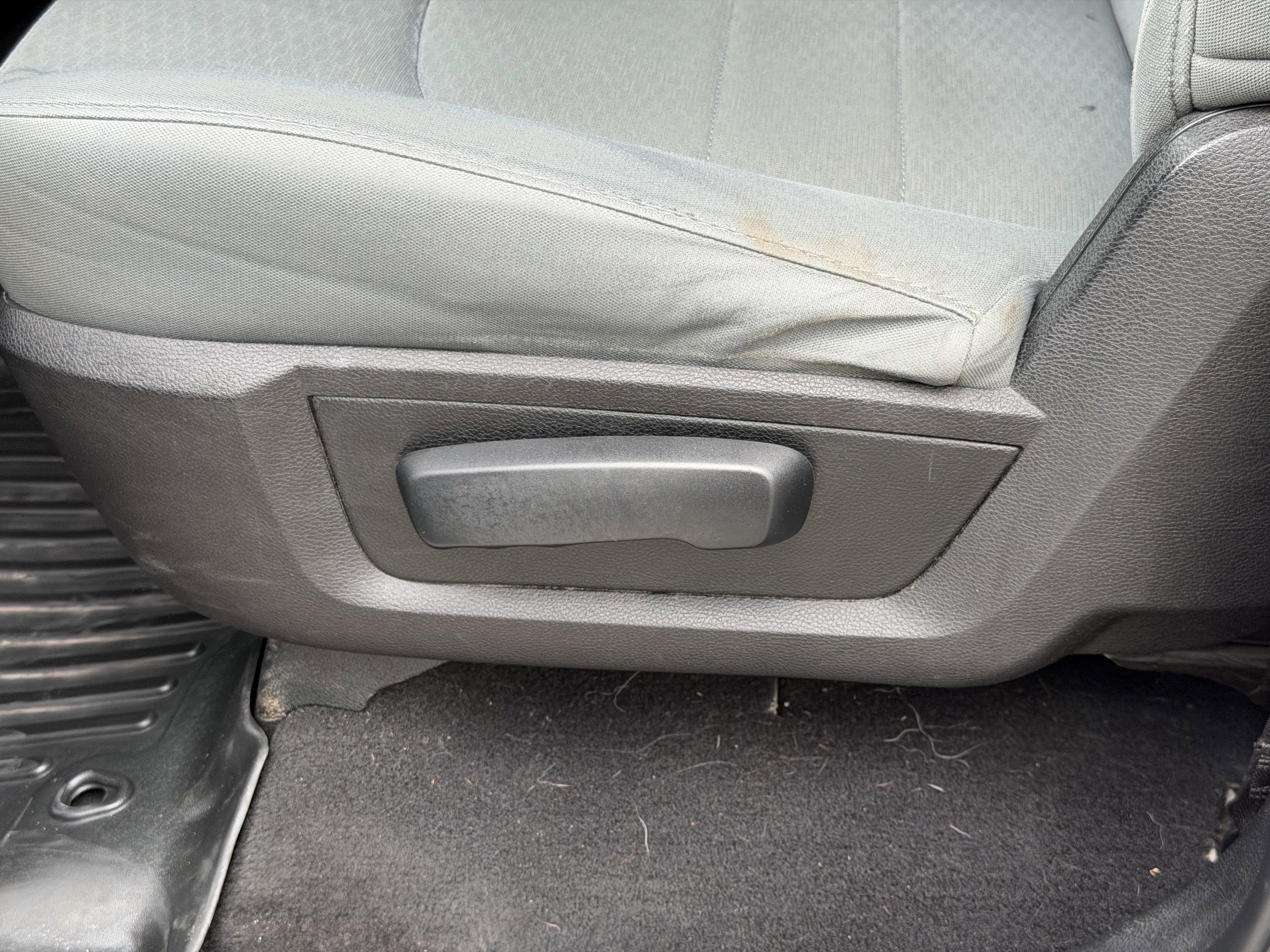 2017 RAM 1500 Express Quad Cab 4x2 6'4' Box