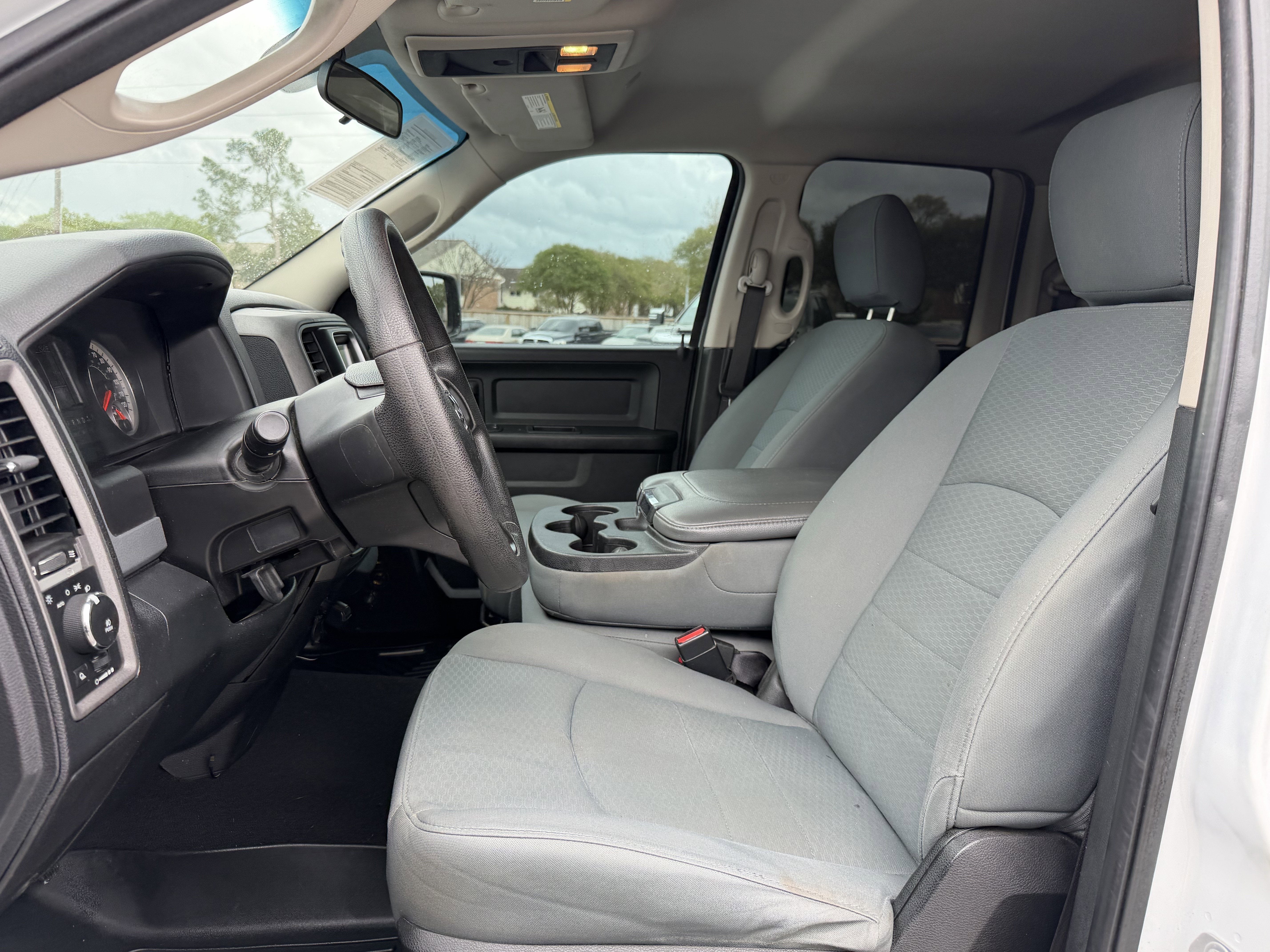 2017 RAM 1500 Express Quad Cab 4x2 6'4' Box