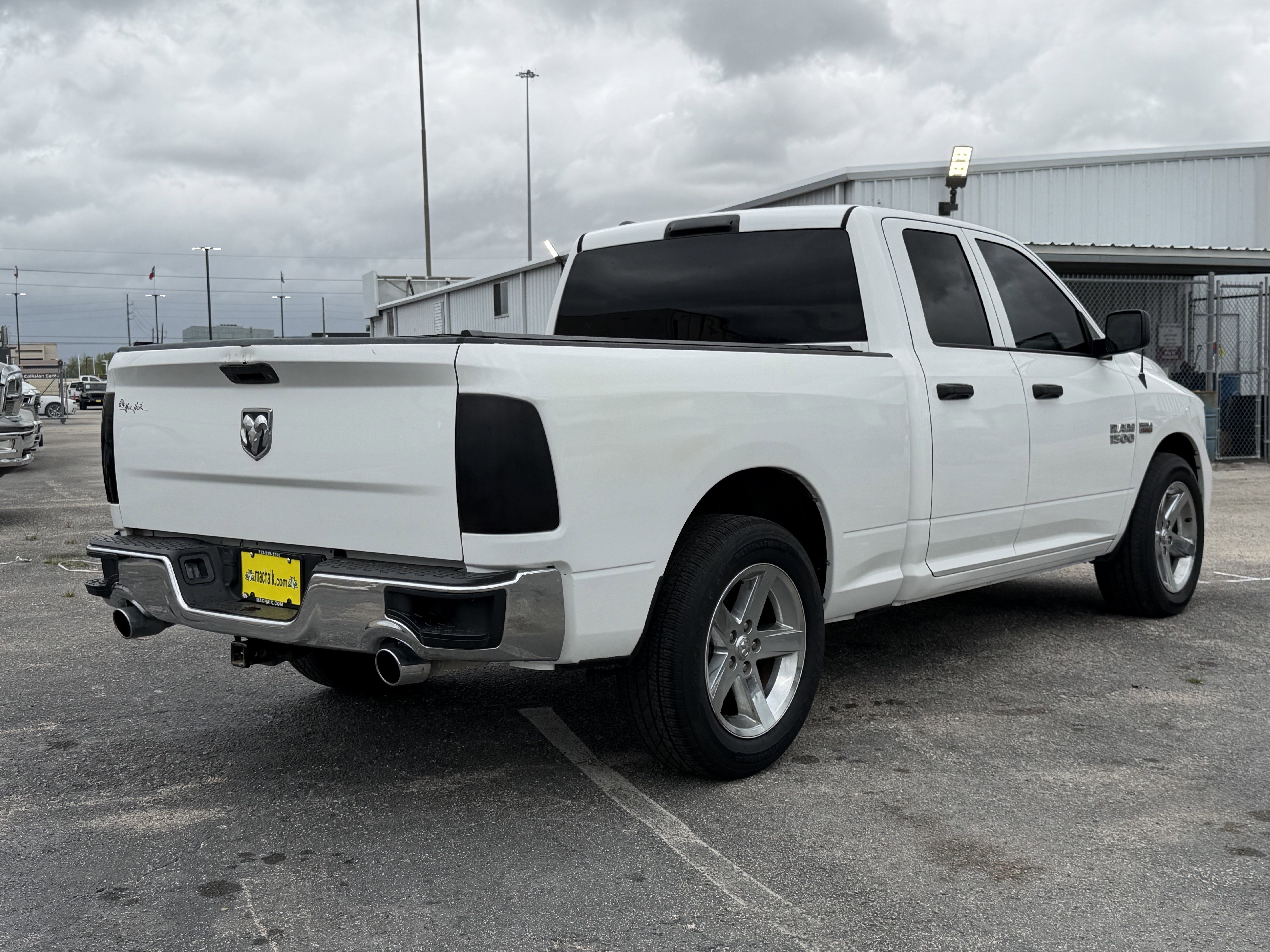 2017 RAM 1500 Express Quad Cab 4x2 6'4' Box