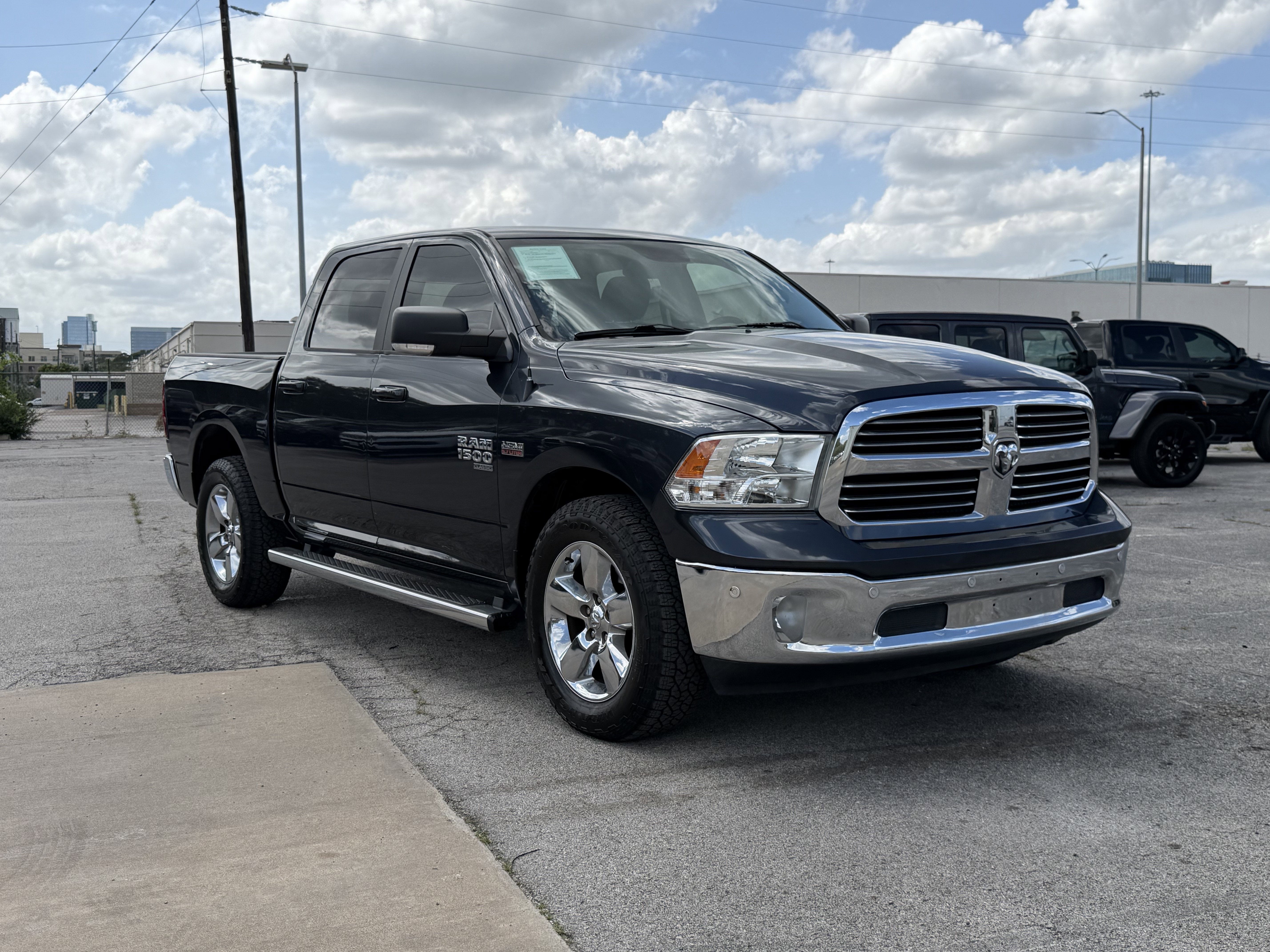 2019 RAM 1500 Classic Big Horn Crew Cab 4x4 5'7' Box