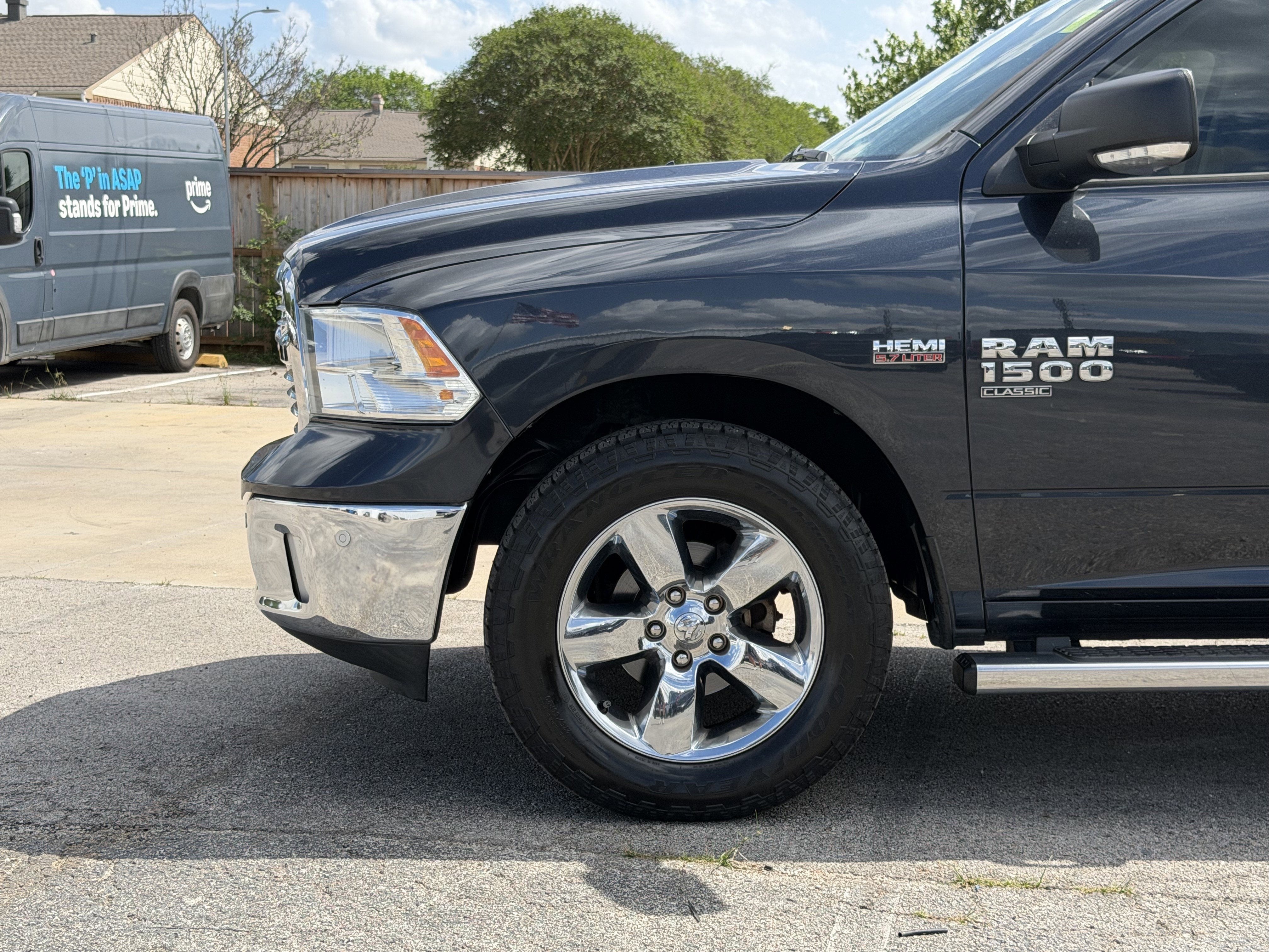2019 RAM 1500 Classic Big Horn Crew Cab 4x4 5'7' Box