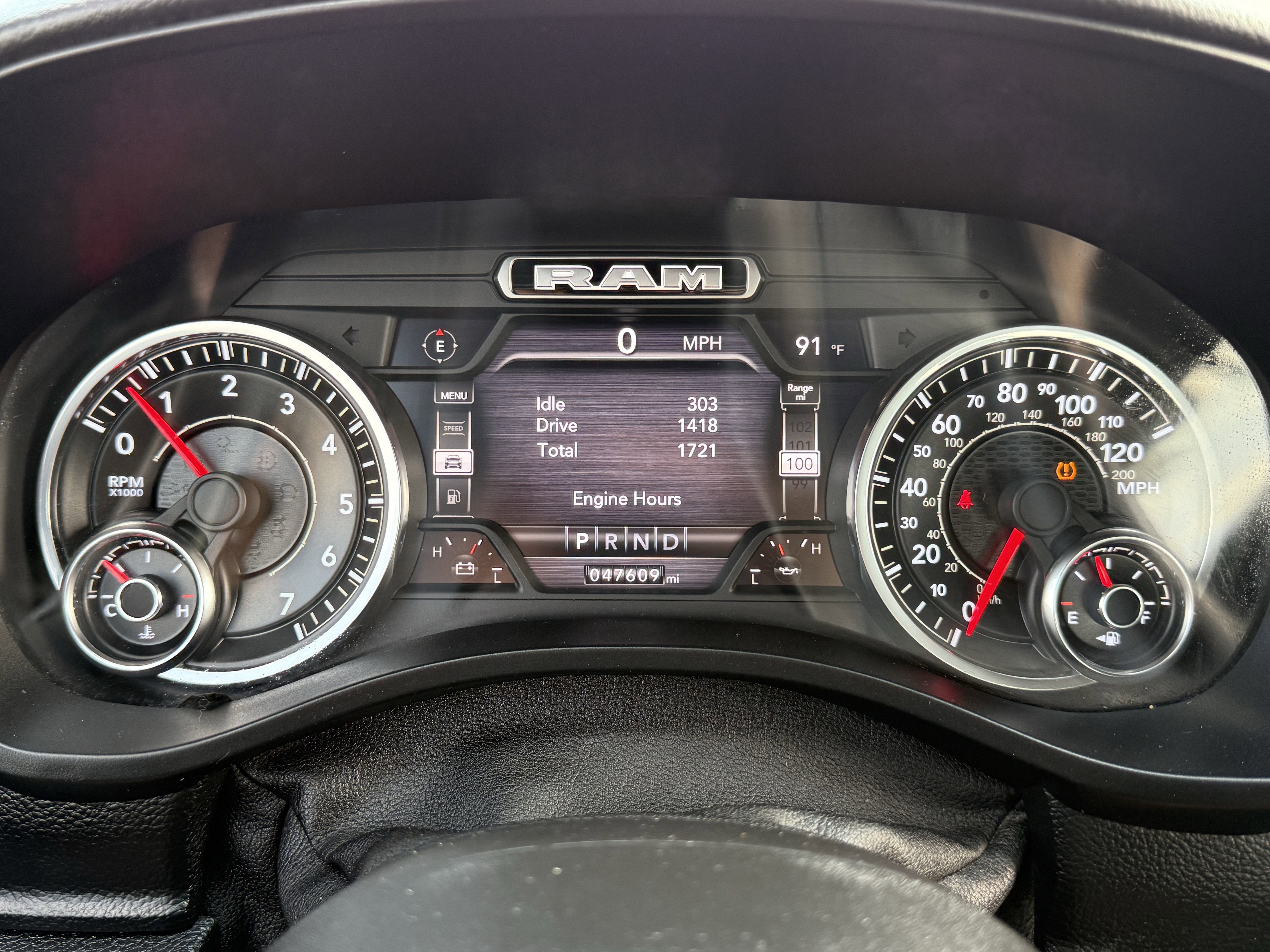 2021 RAM 1500 Lone Star Quad Cab 4x2 6'4' Box