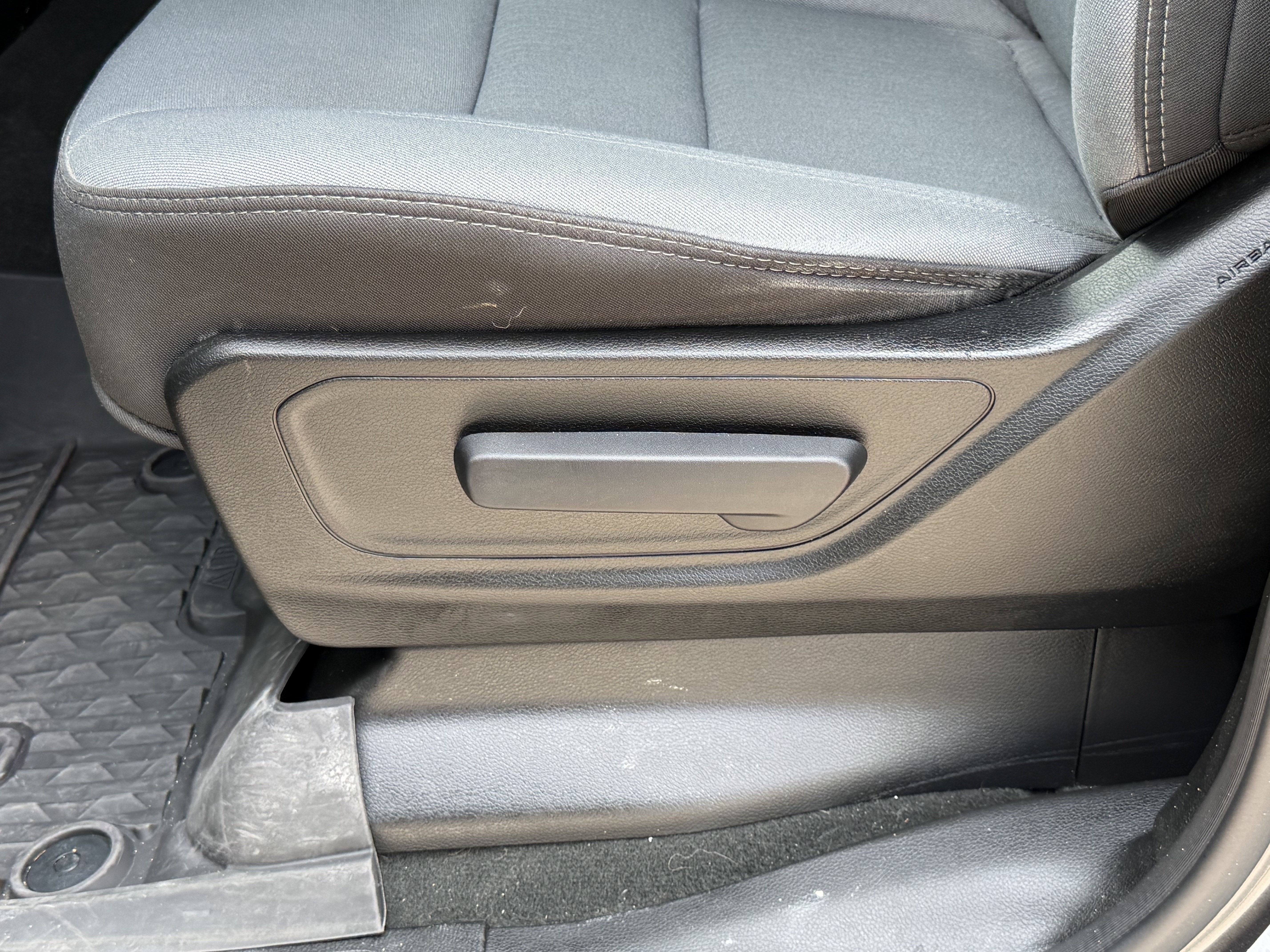 2022 RAM 1500 Lone Star Crew Cab 4x2 5'7' Box