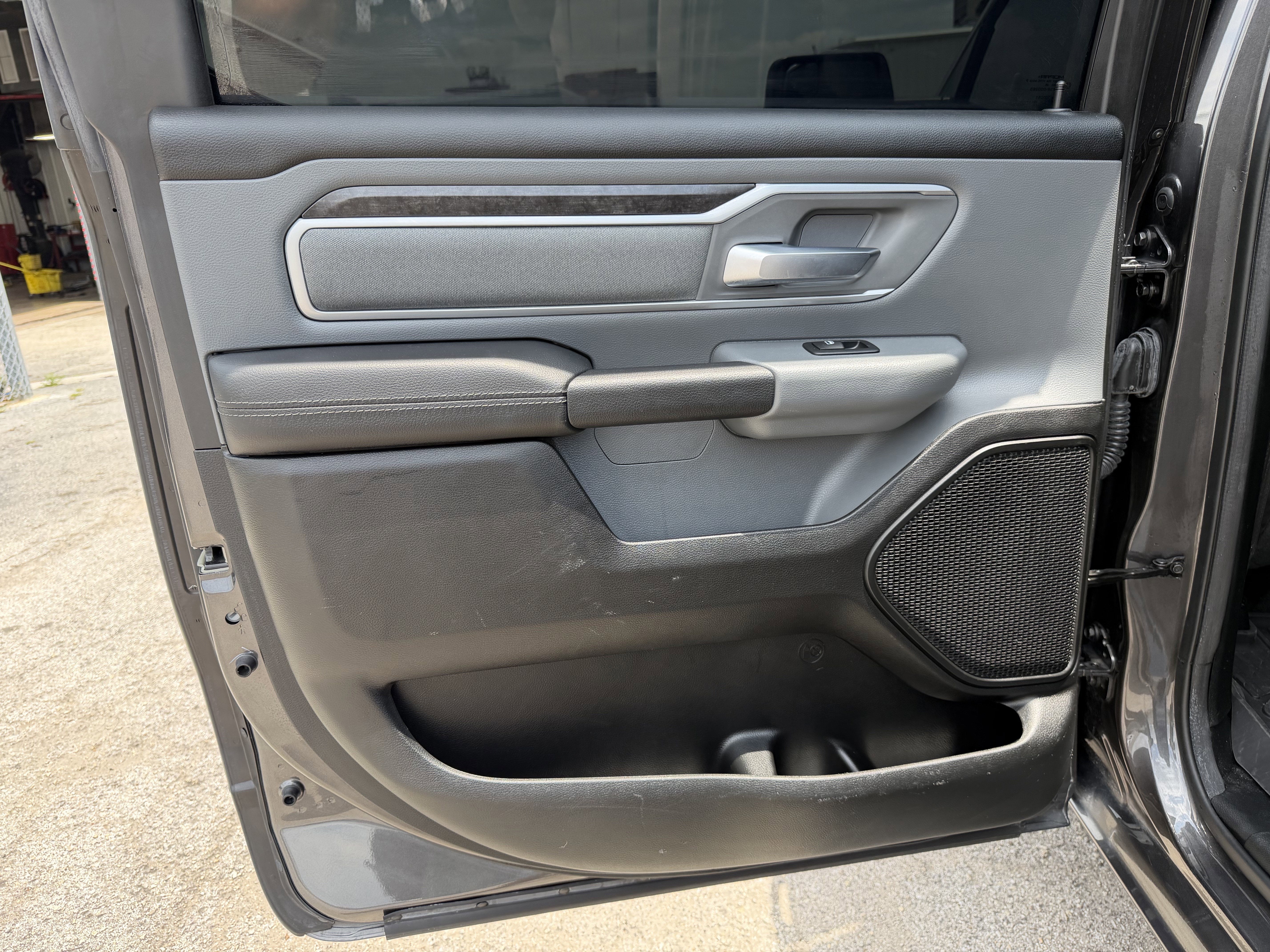 2022 RAM 1500 Lone Star Crew Cab 4x2 5'7' Box