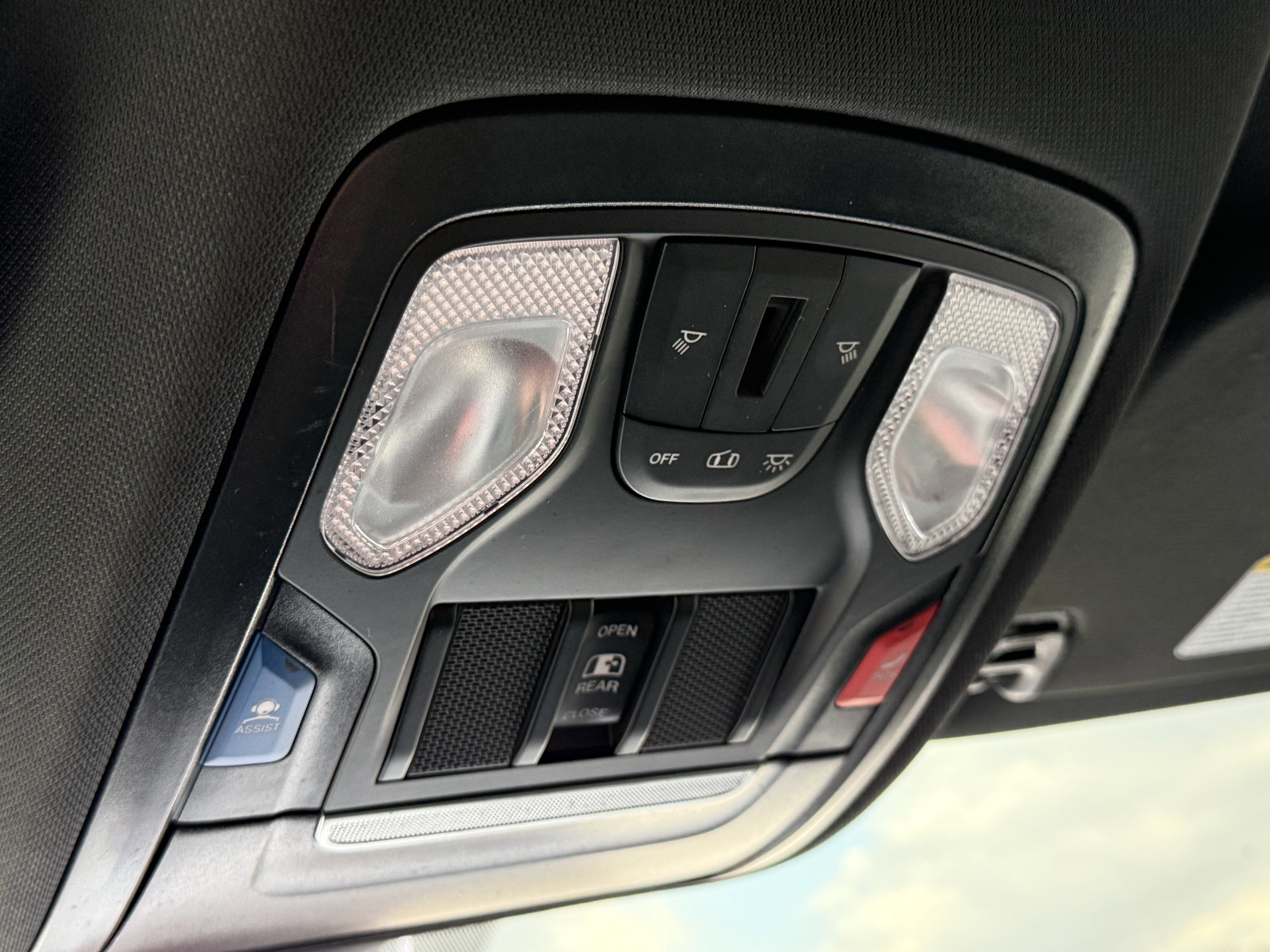 2024 RAM 1500 Lone Star Crew Cab 4x2 5'7' Box