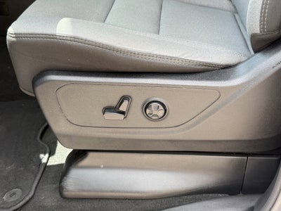 2020 RAM 1500 Big Horn Crew Cab 4x2 5'7' Box