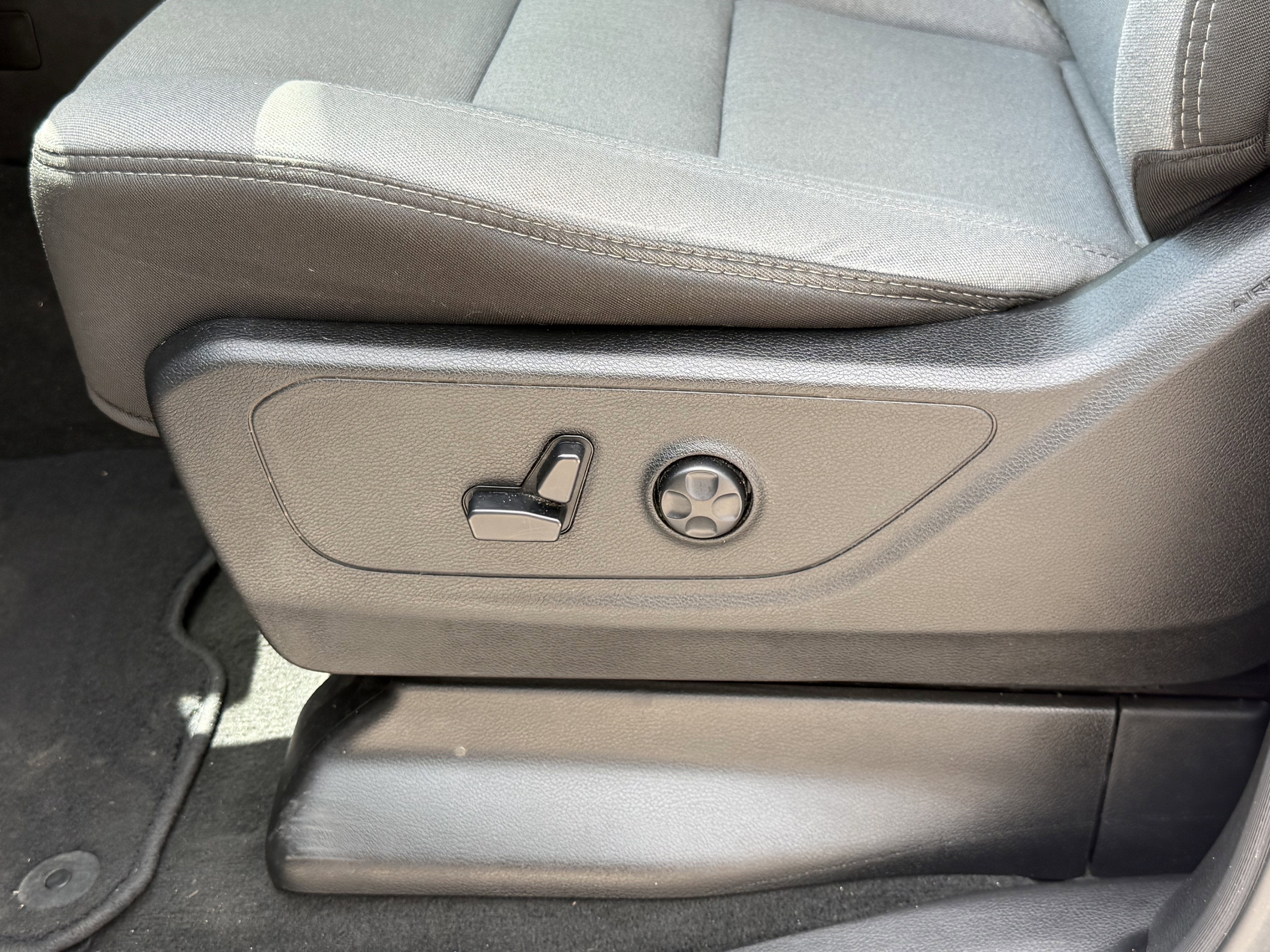 2020 RAM 1500 Big Horn Crew Cab 4x2 5'7' Box