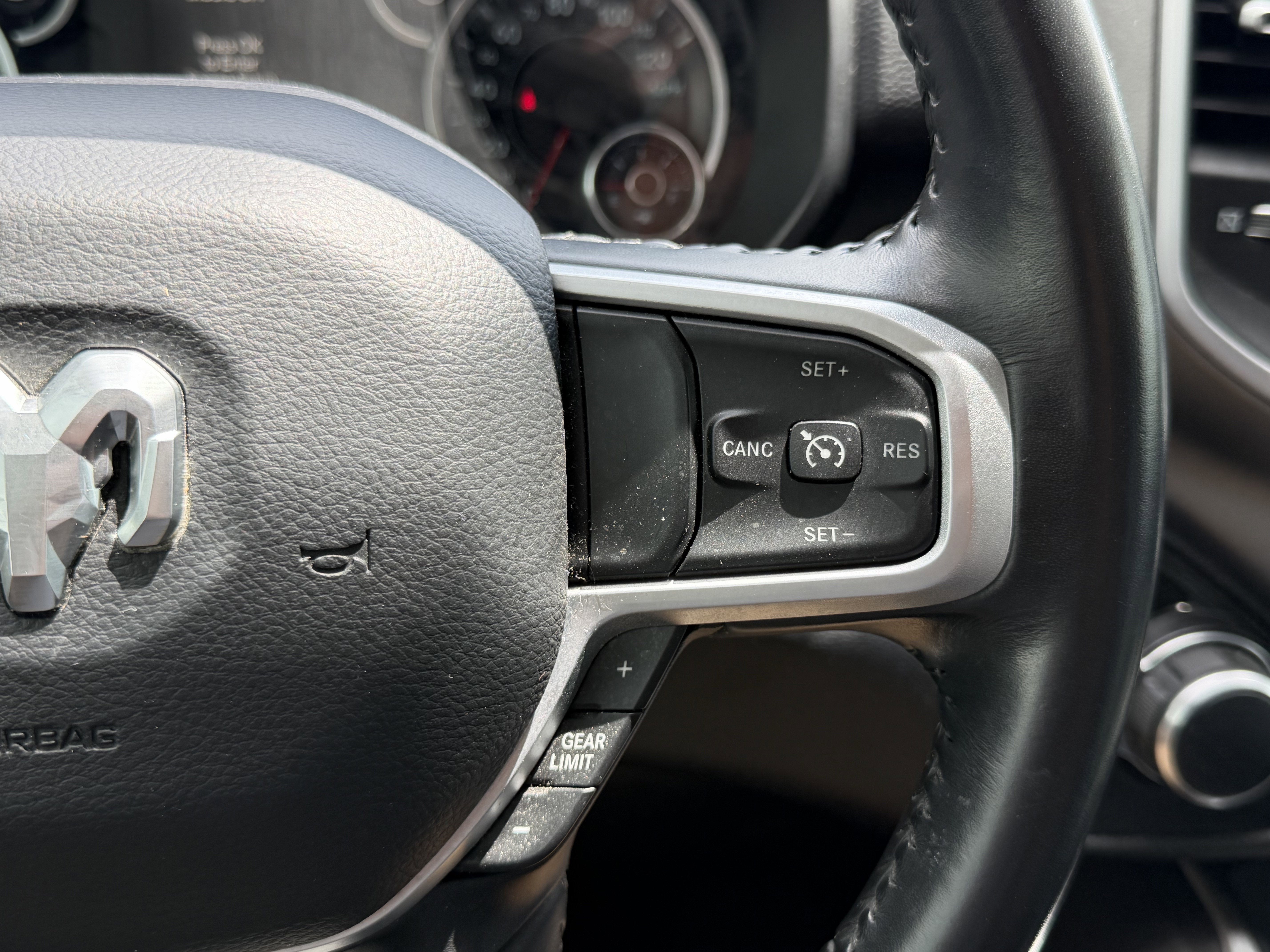 2020 RAM 1500 Big Horn Crew Cab 4x2 5'7' Box