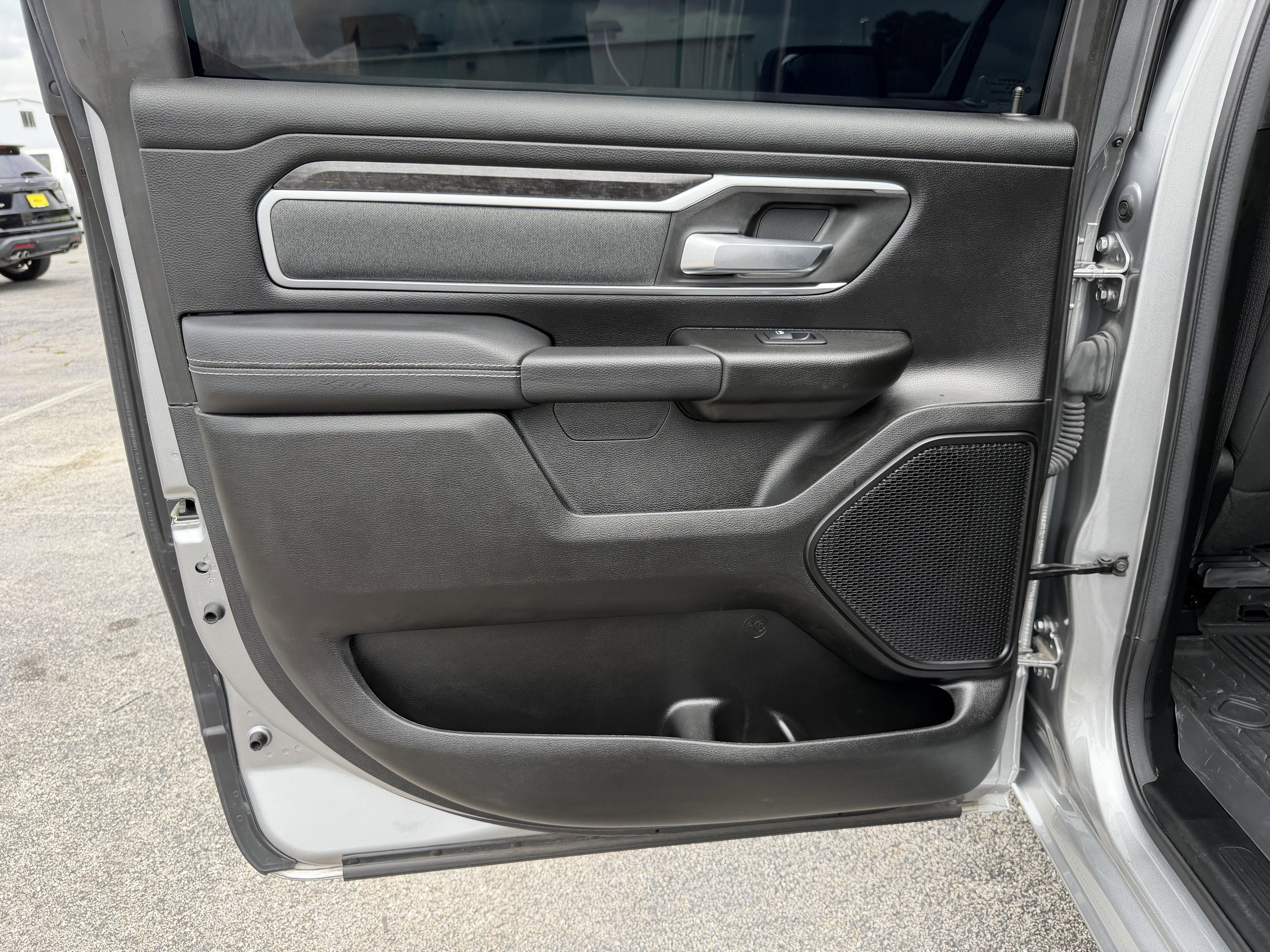 2023 RAM 1500 Lone Star Crew Cab 4x2 5'7' Box