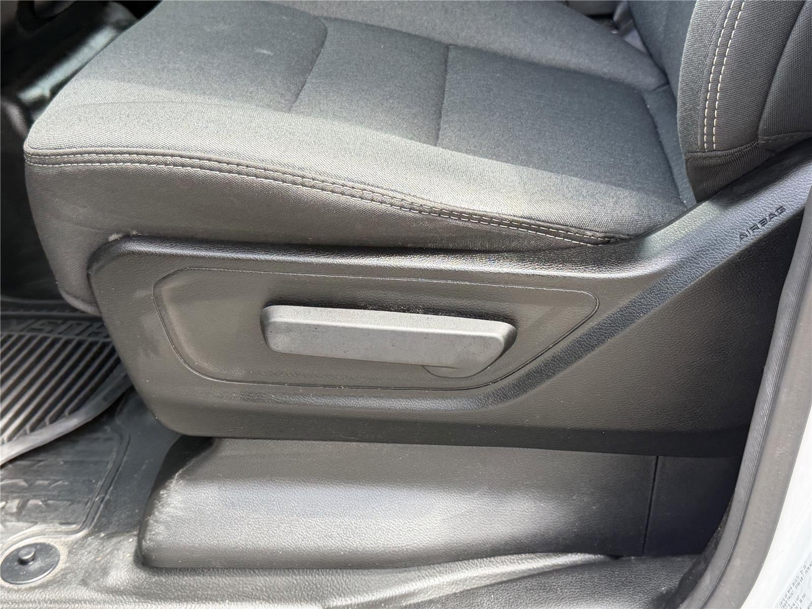 2022 RAM 1500 Tradesman Crew Cab 4x2 5'7' Box
