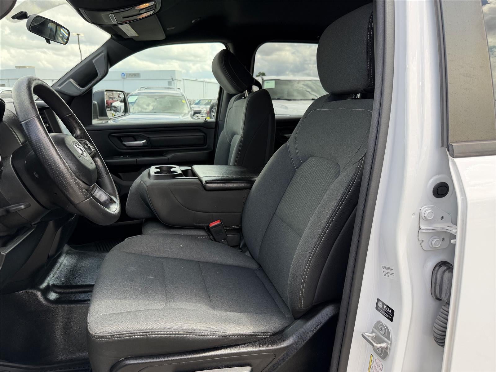 2022 RAM 1500 Tradesman Crew Cab 4x2 5'7' Box