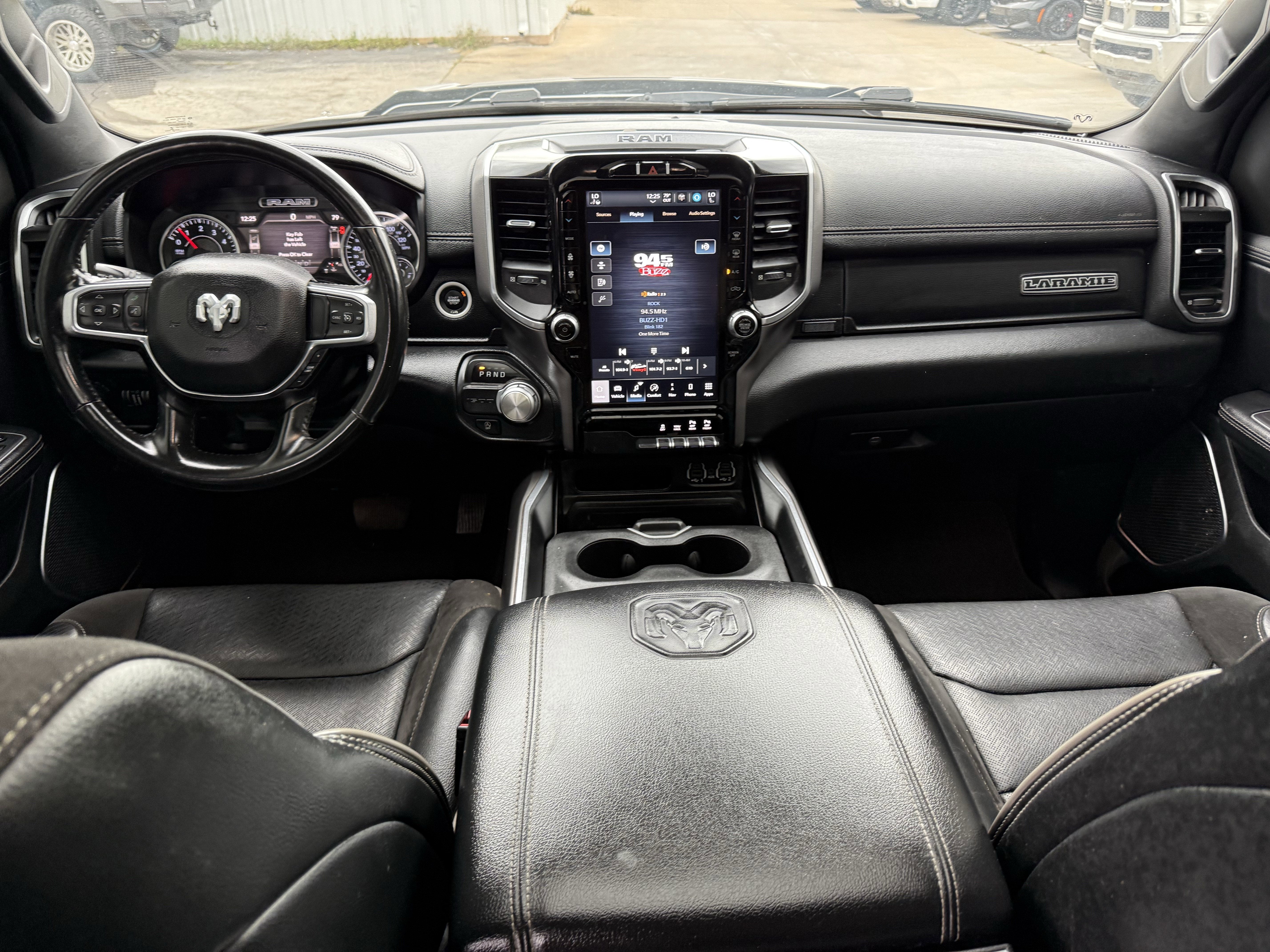 2022 RAM 1500 LARAMIE