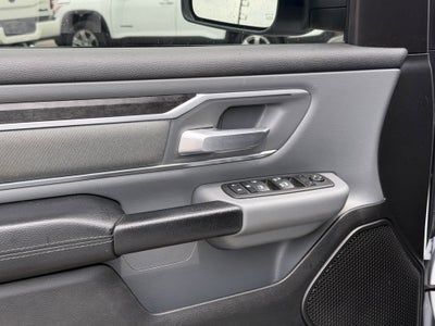 2022 RAM 1500 Big Horn Crew Cab 4x4 6'4' Box