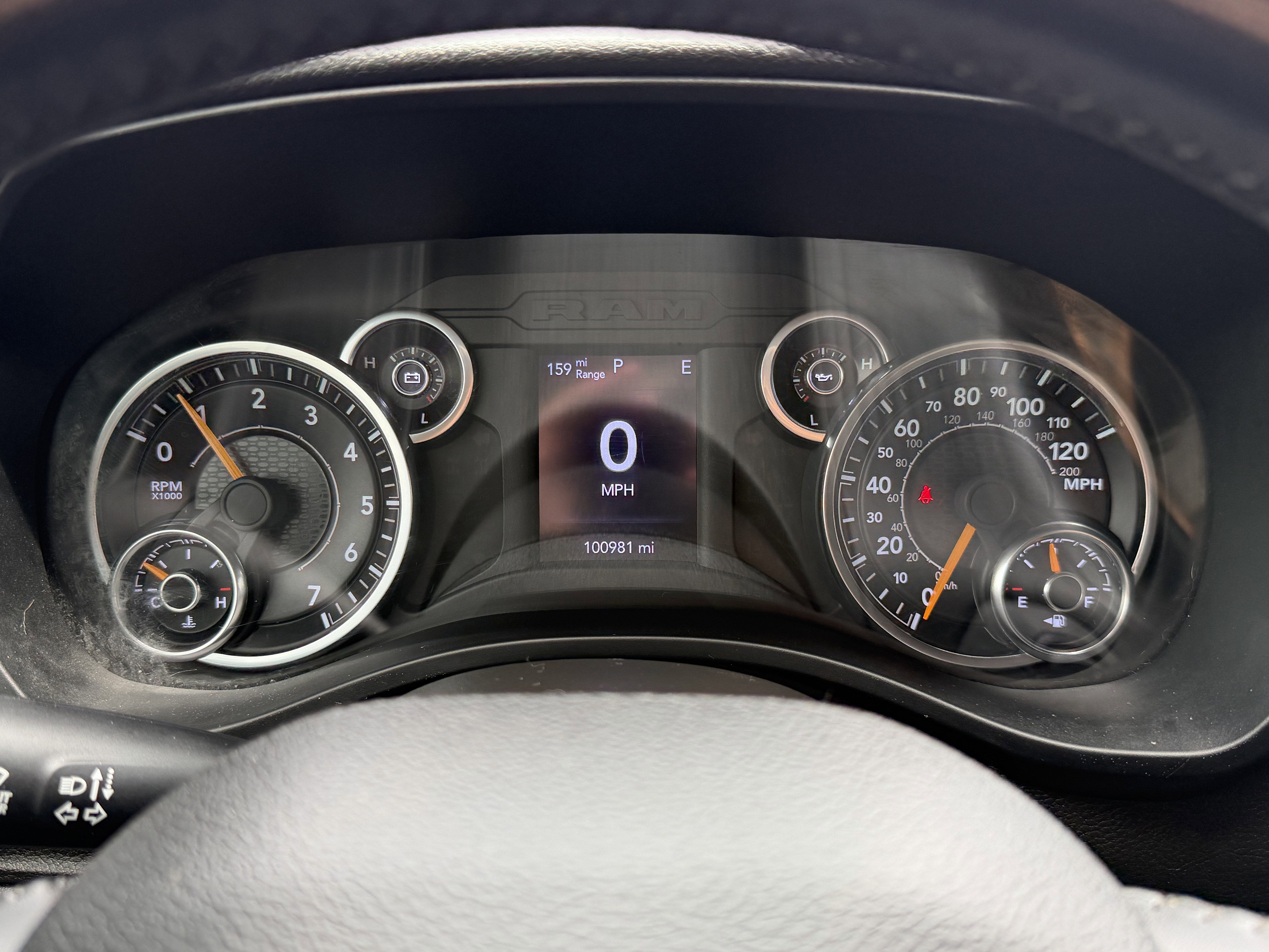 2022 RAM 1500 Big Horn Crew Cab 4x4 6'4' Box