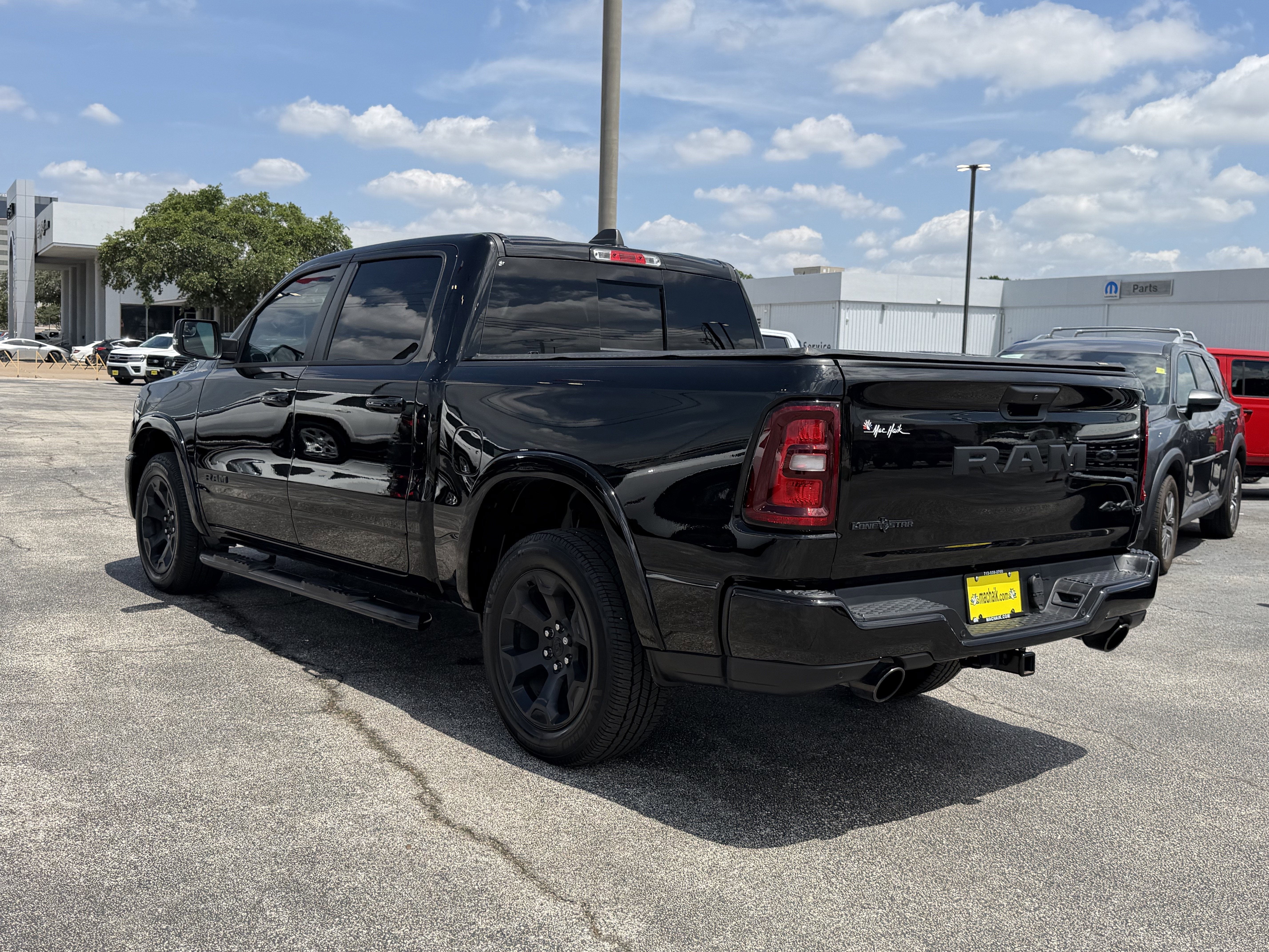 2025 RAM 1500 Lone Star Crew Cab 4x4 5'7' Box