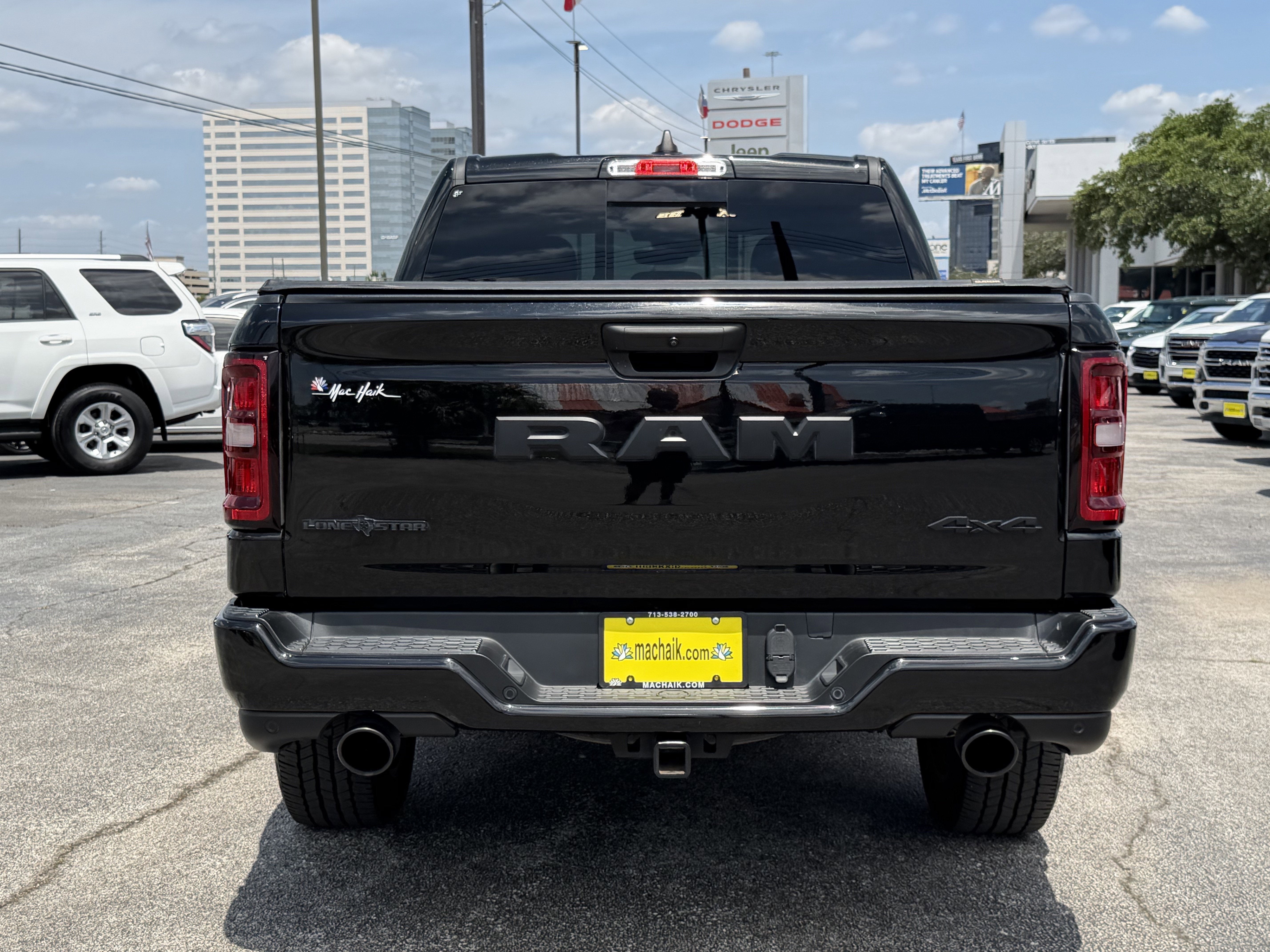 2025 RAM 1500 Lone Star Crew Cab 4x4 5'7' Box