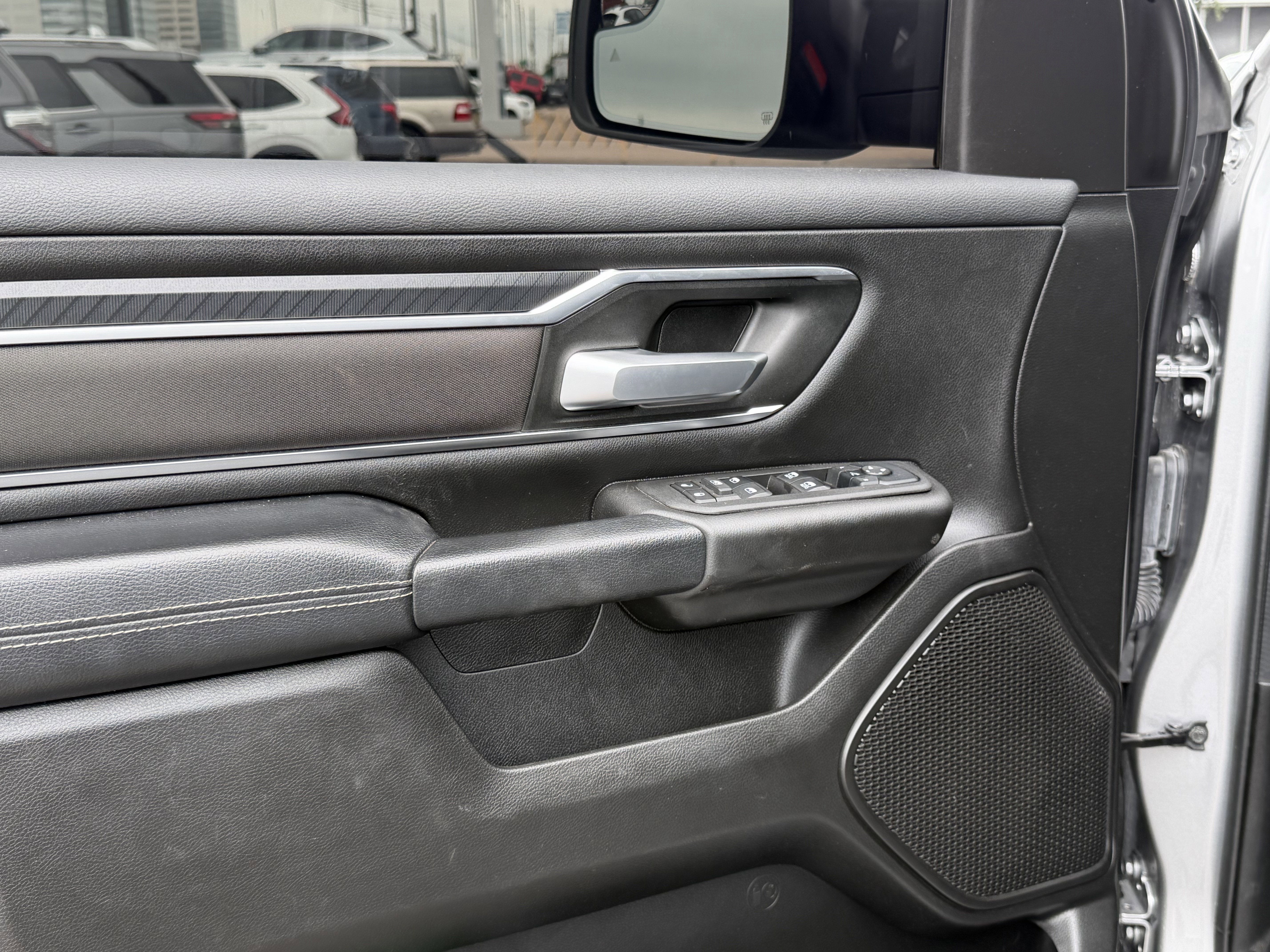 2025 RAM 1500 Lone Star Crew Cab 4x4 5'7' Box